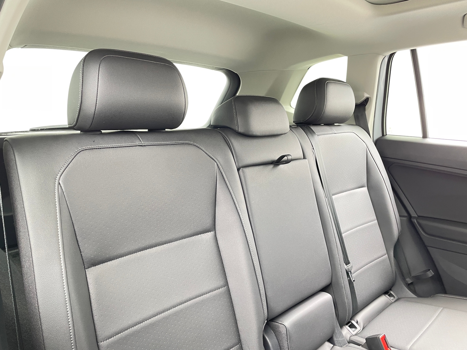 Thumbnail: 2019 Volkswagen Tiguan - 5