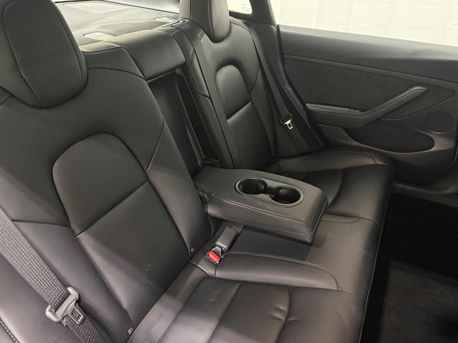 Thumbnail: 2022 Tesla Model 3 - 5