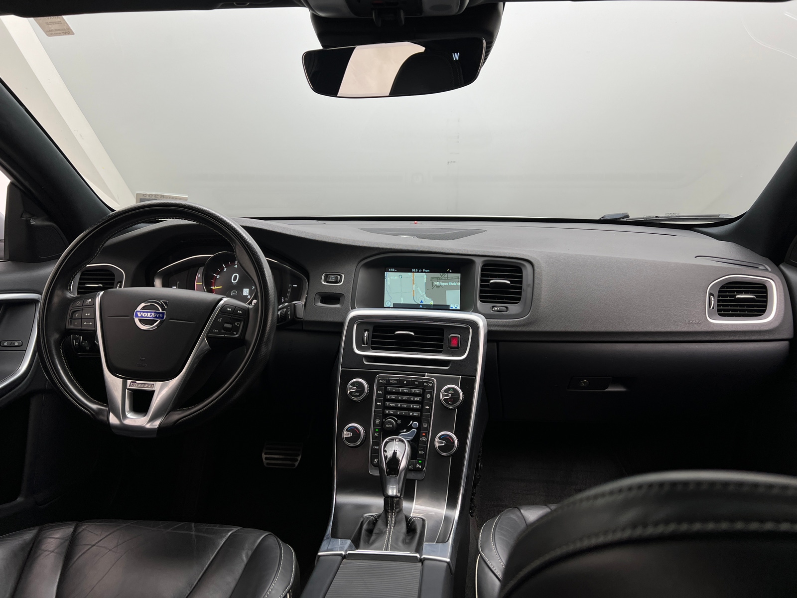 Thumbnail: 2017 Volvo S60 - 2