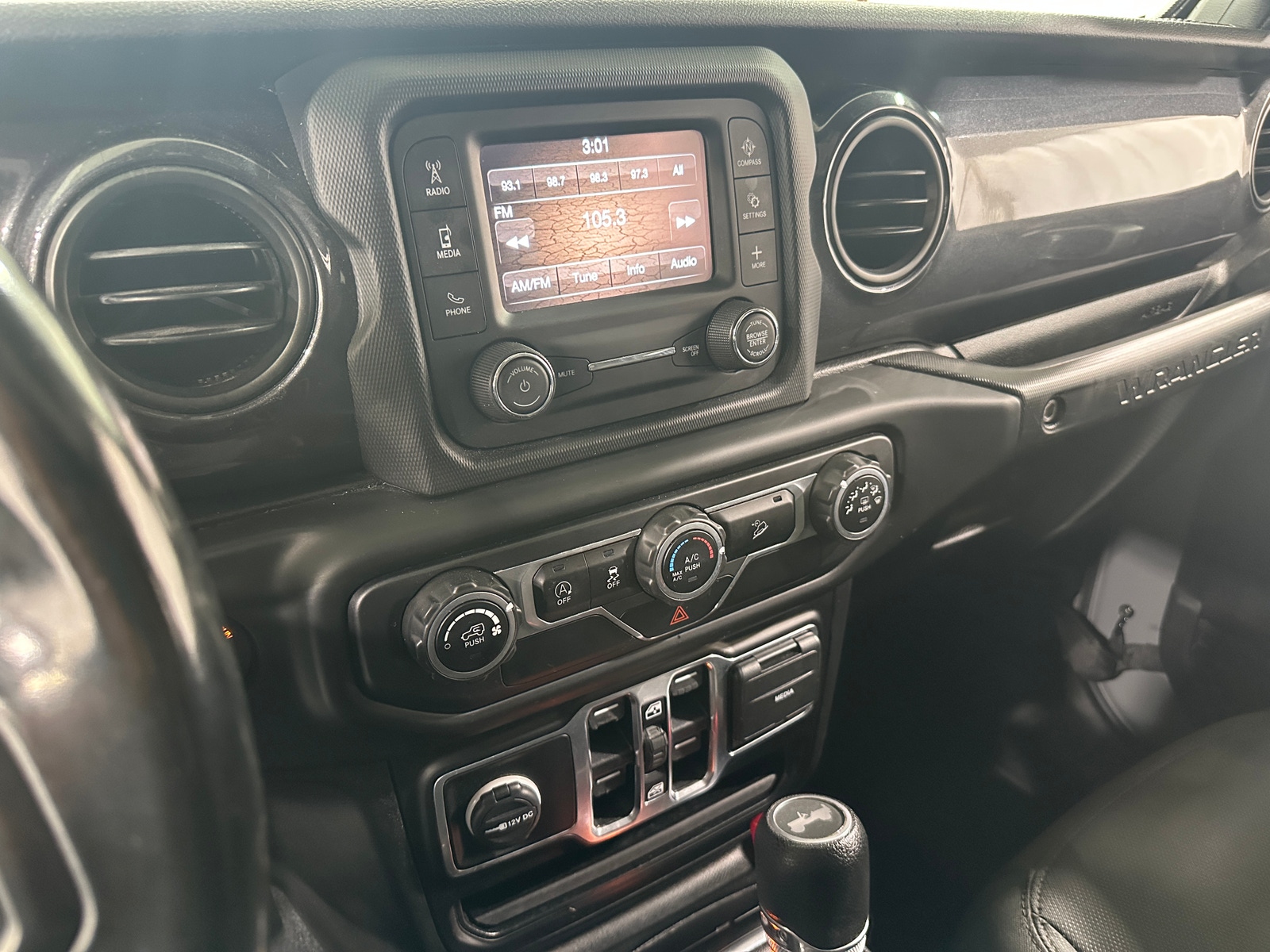 Thumbnail: 2020 Jeep Wrangler - 4