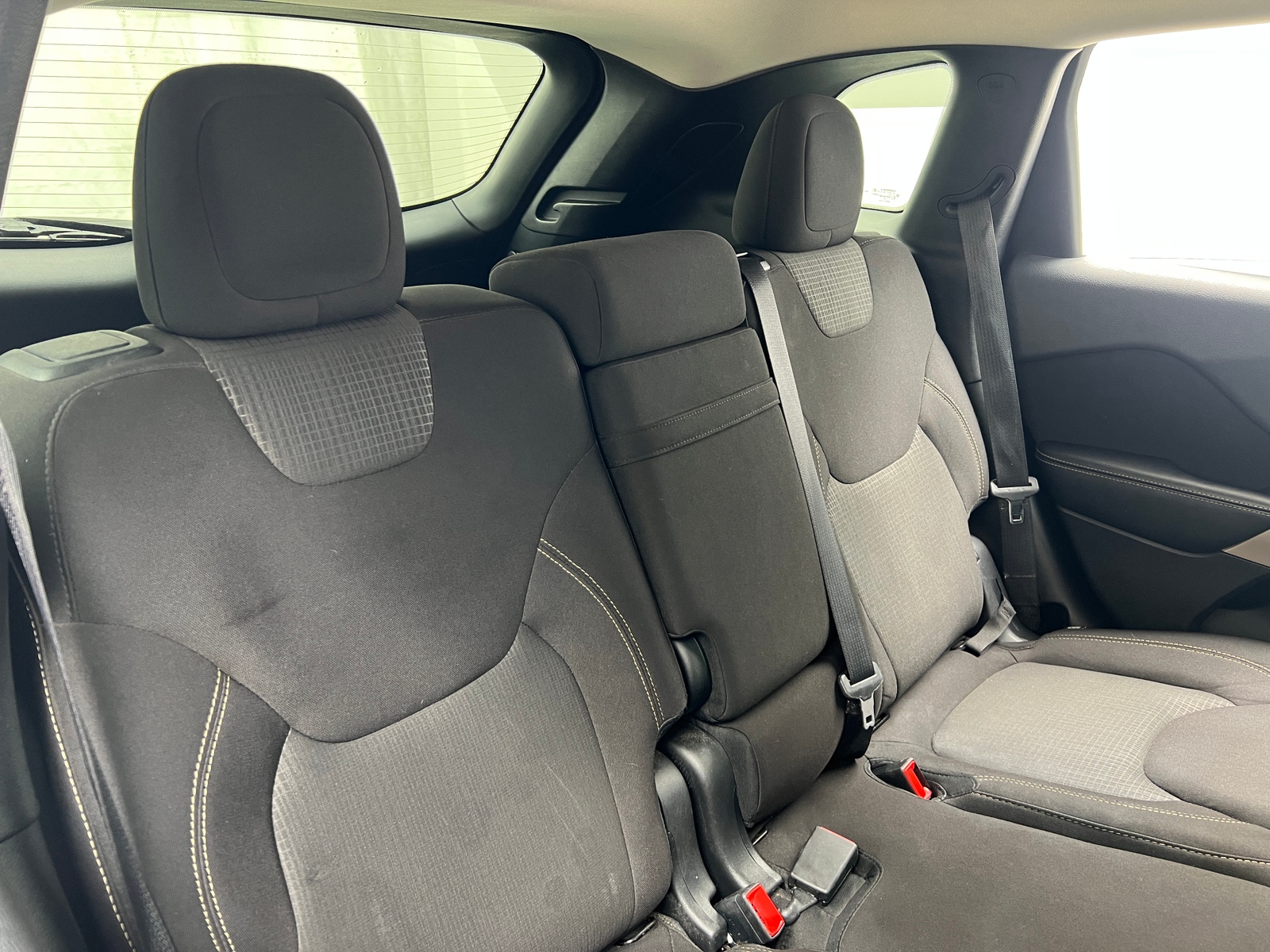 Thumbnail: 2017 Jeep Cherokee - 6