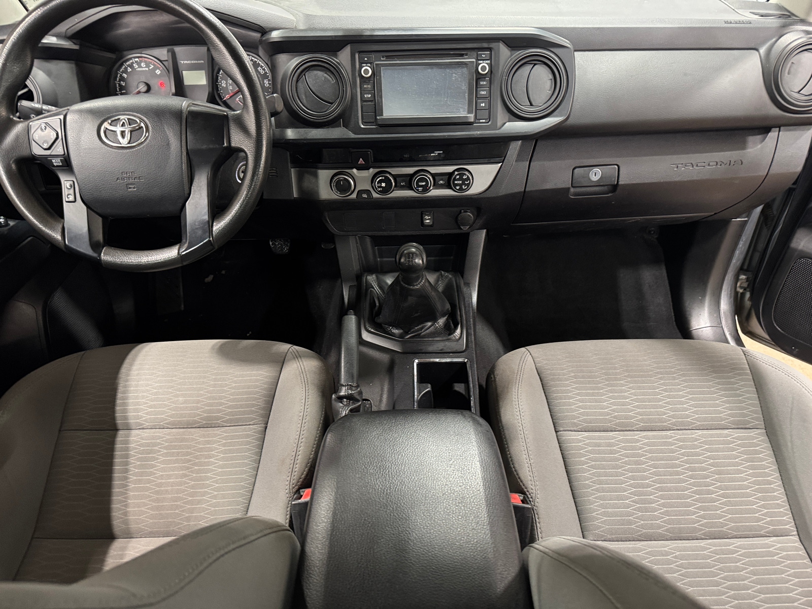 Thumbnail: 2017 Toyota Tacoma - 3