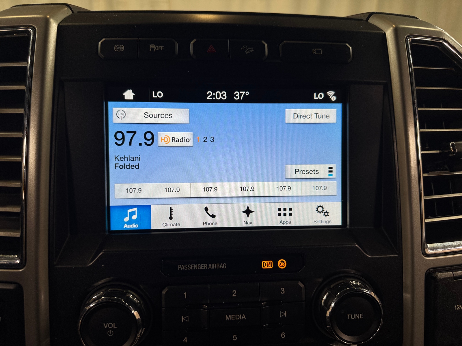 Thumbnail: 2017 Ford Econoline - 3