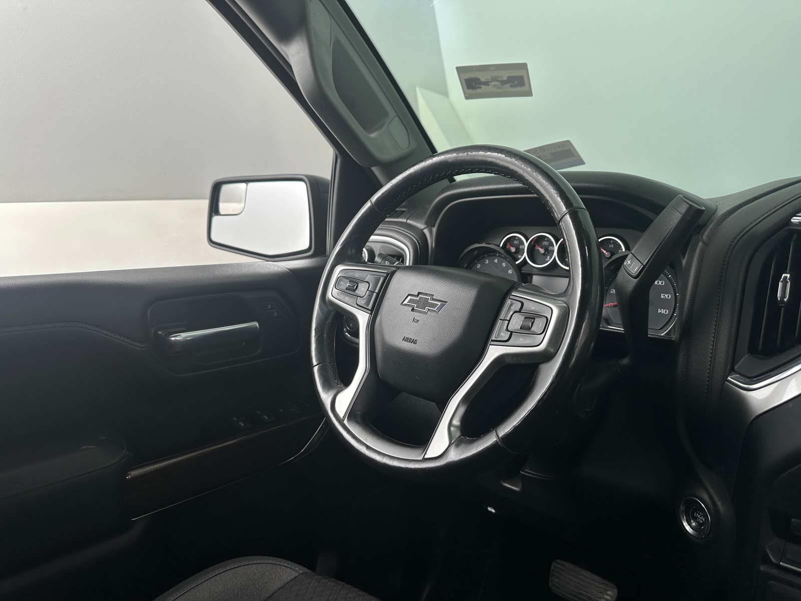 Thumbnail: 2019 Chevrolet Silverado 1500 - 5