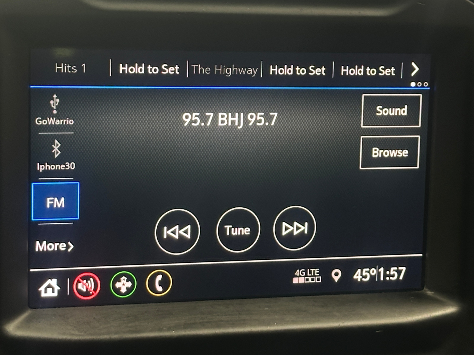 Thumbnail: 2019 Chevrolet Silverado 1500 - 4