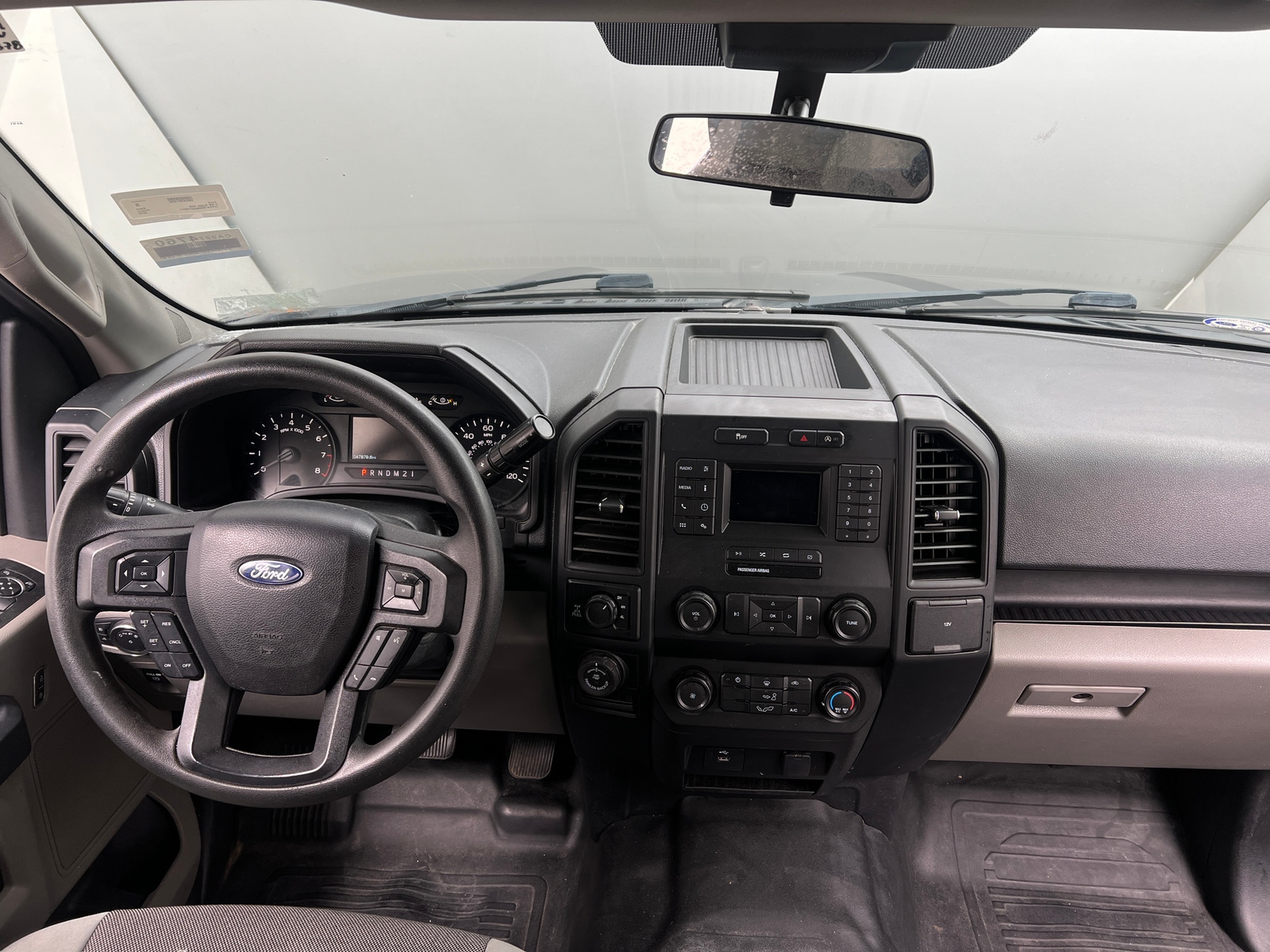 Thumbnail: 2019 Ford Econoline - 3