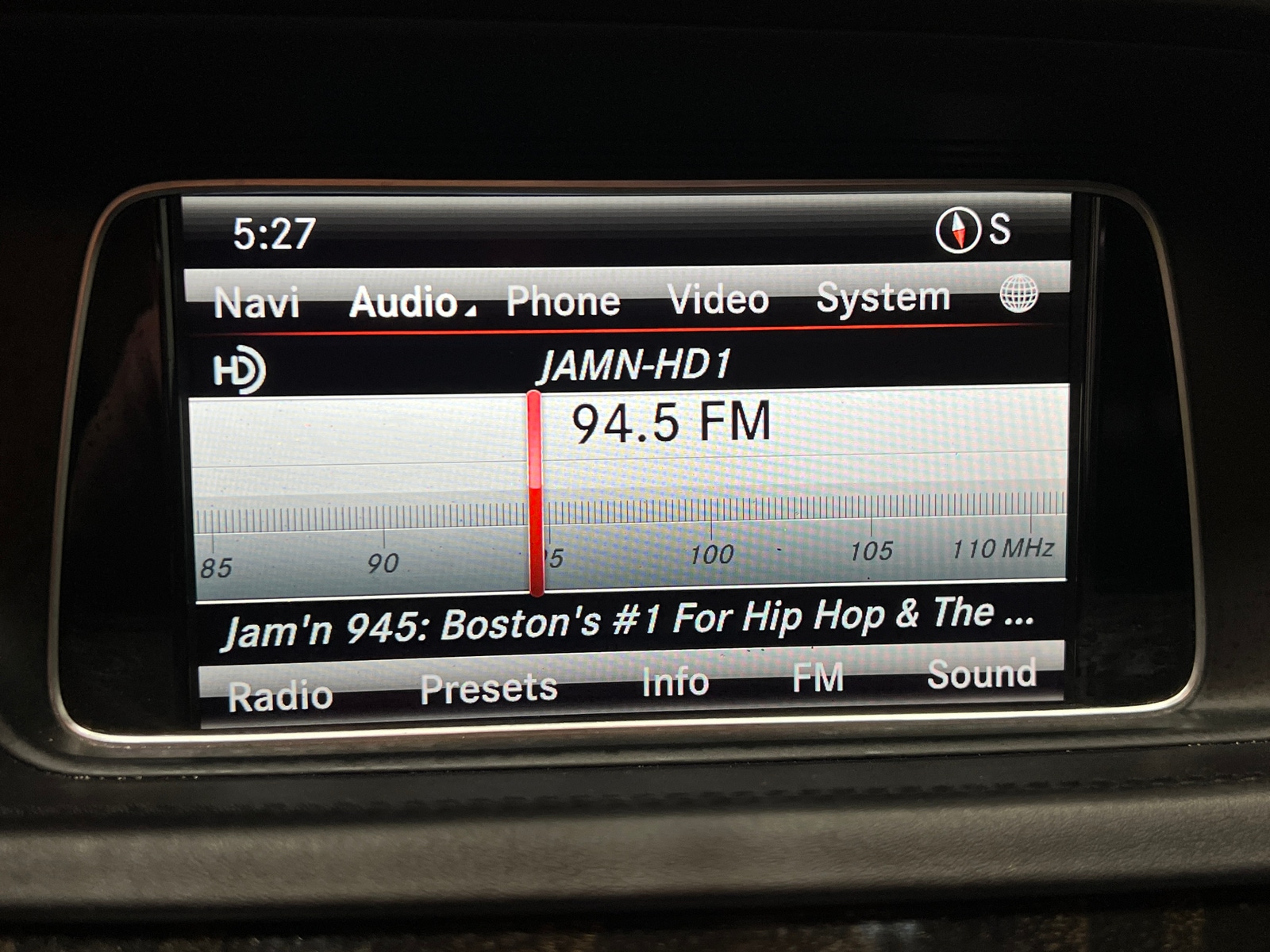 Thumbnail: 2015 Mercedes-Benz E-Class - 3