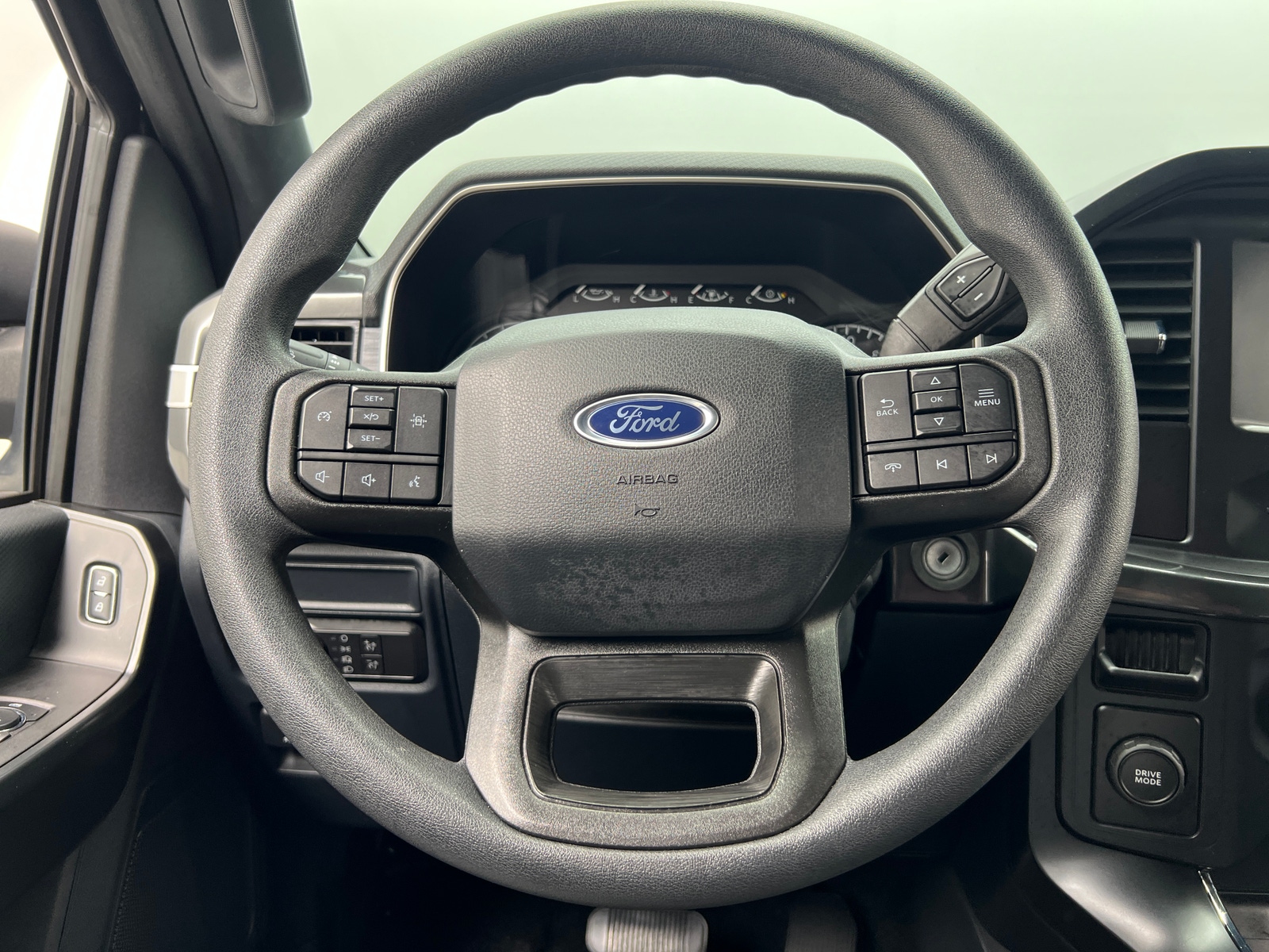 Thumbnail: 2021 Ford Econoline - 5