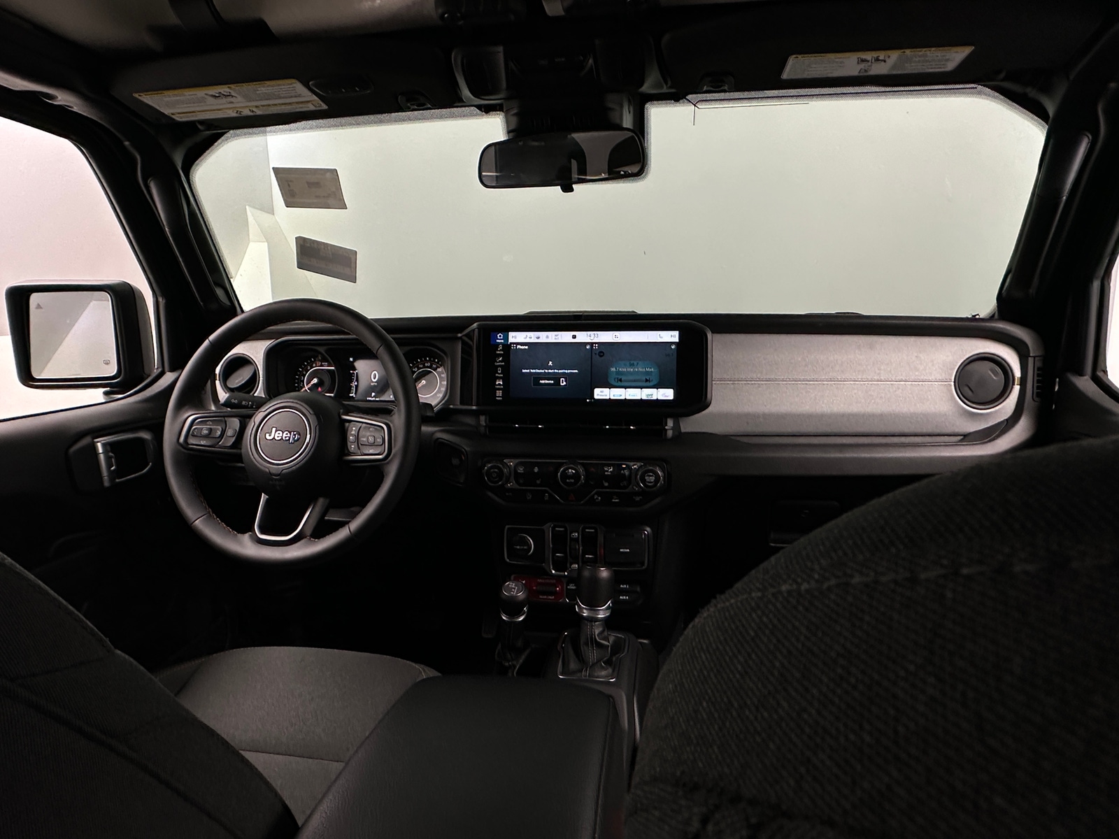 Thumbnail: 2024 Jeep Gladiator - 3