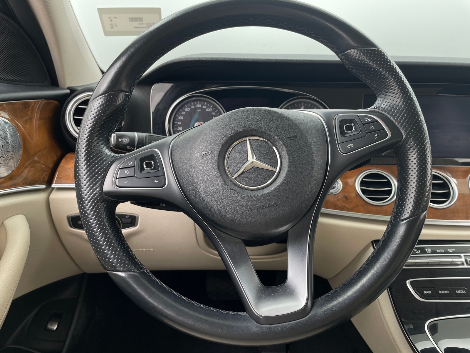 Thumbnail: 2018 Mercedes-Benz E-Class - 4
