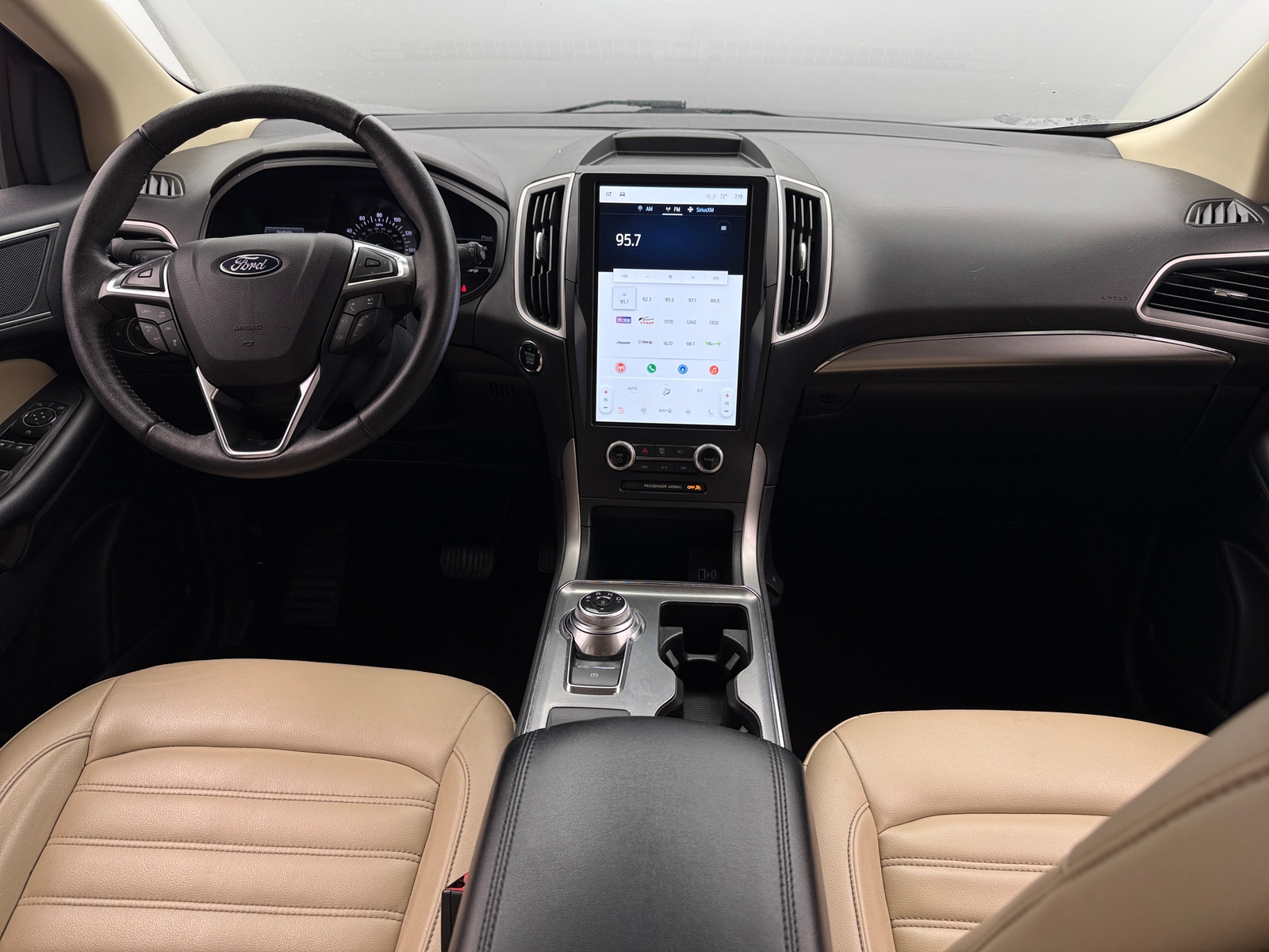 Thumbnail: 2022 Ford Edge - 2