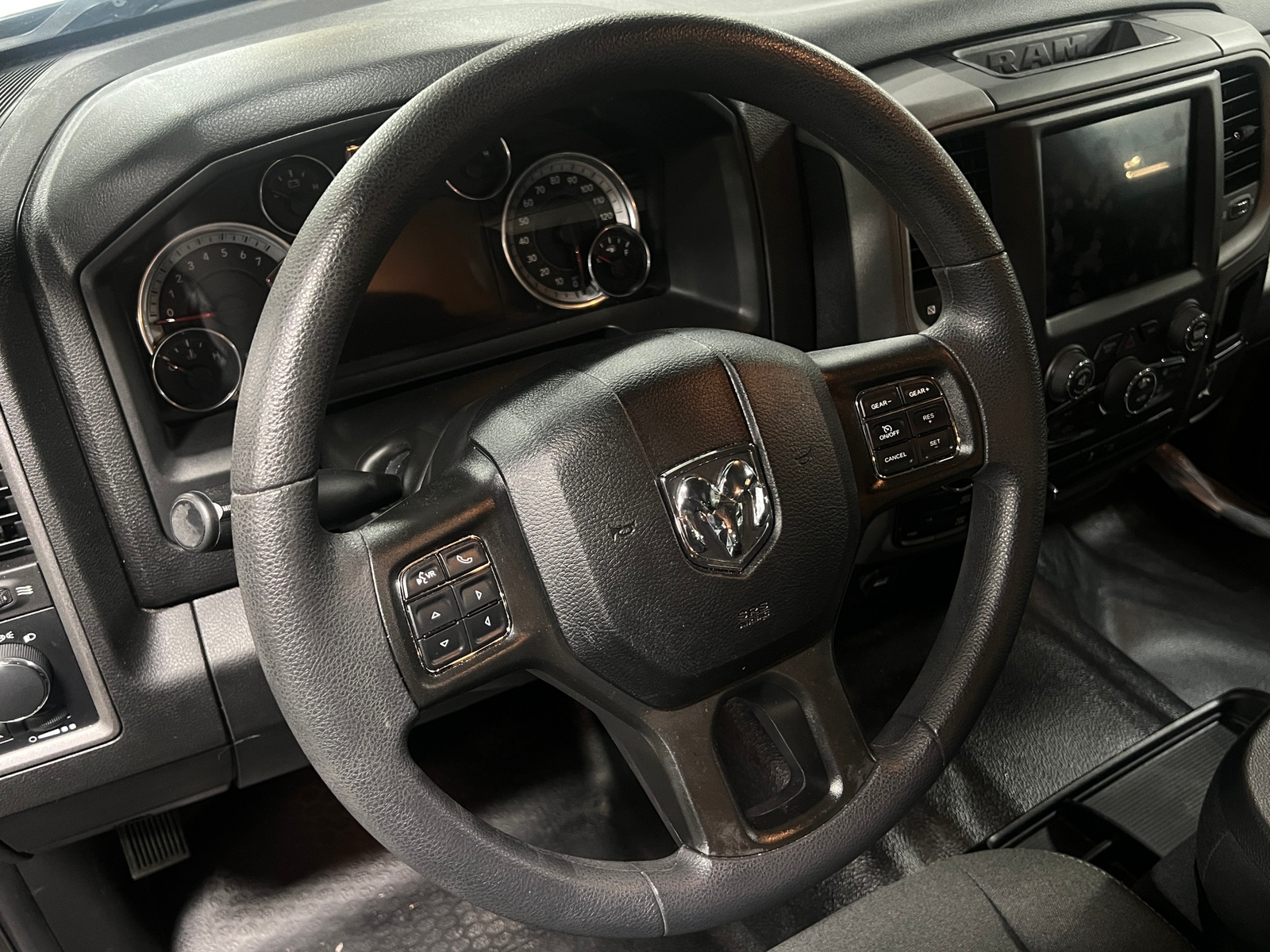 Thumbnail: 2022 RAM 1500 Classic - 5