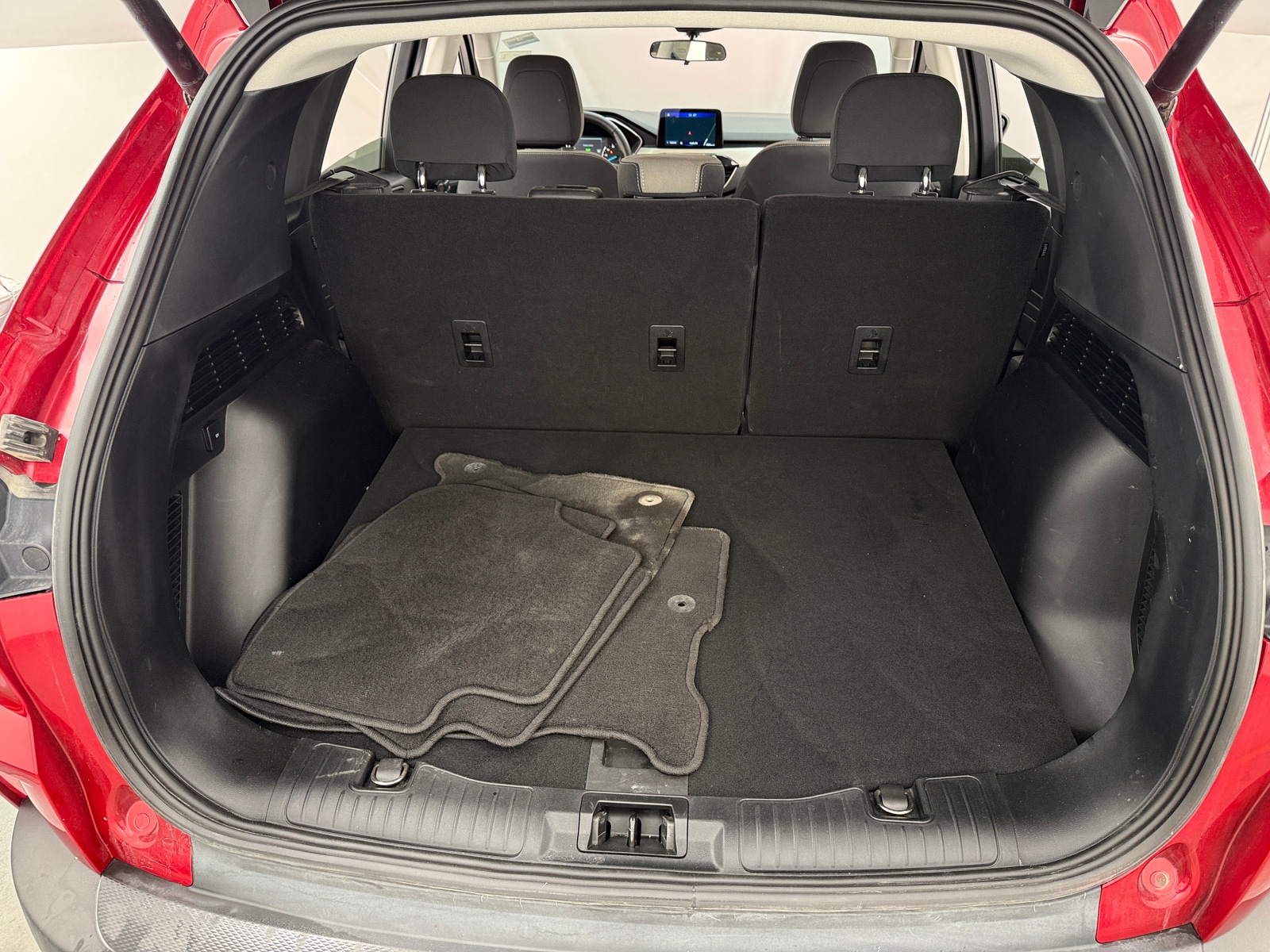 Thumbnail: 2021 Ford Escape - 7