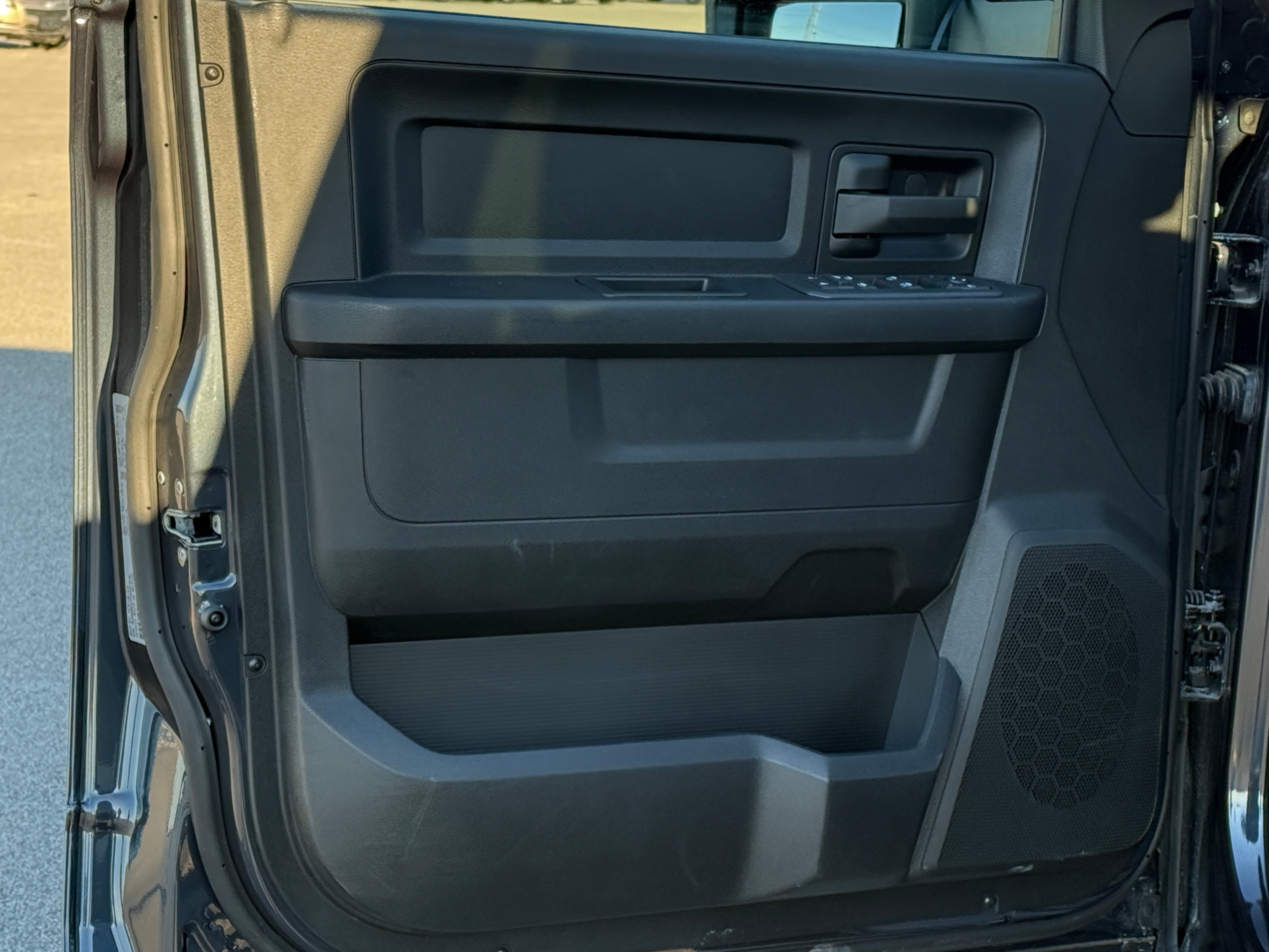 2026 RAM 2500 Tradesman - Photo 2