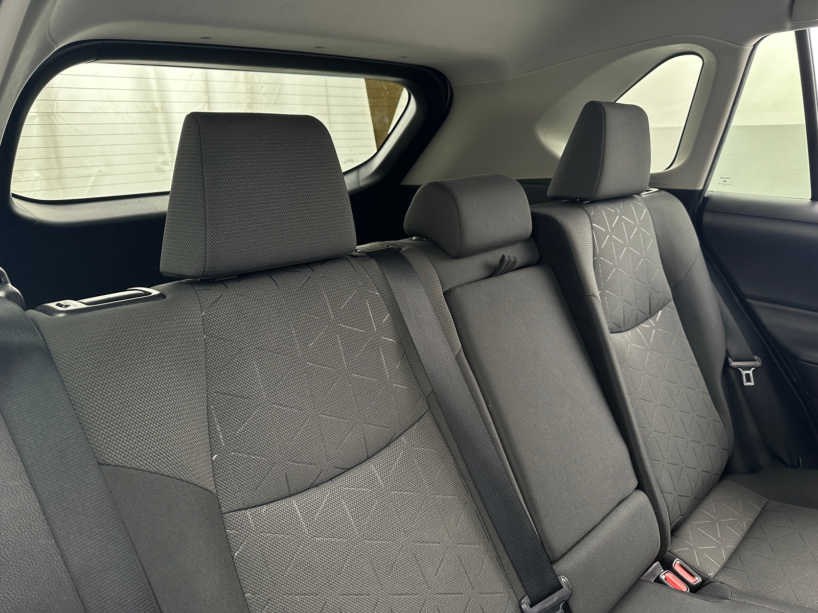 Thumbnail: 2021 Toyota RAV4 - 6