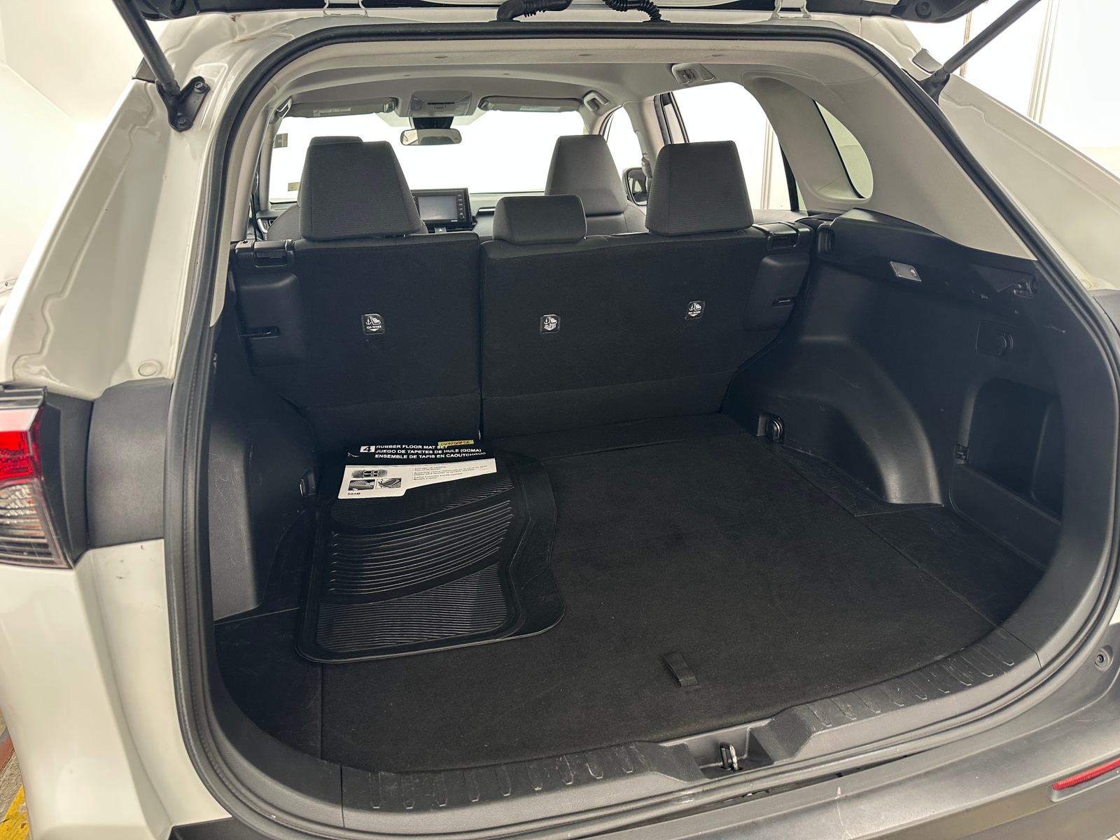 Thumbnail: 2021 Toyota RAV4 - 7