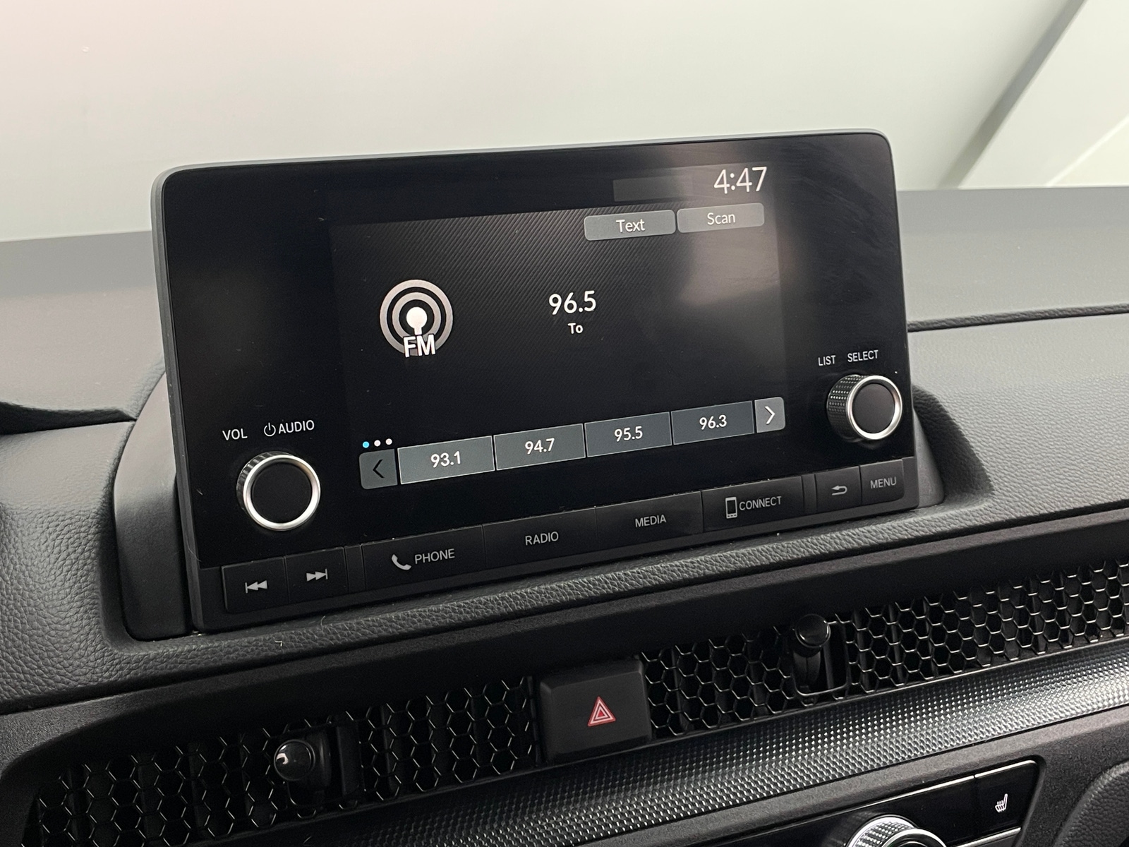 Thumbnail: 2023 Honda CR-V - 4