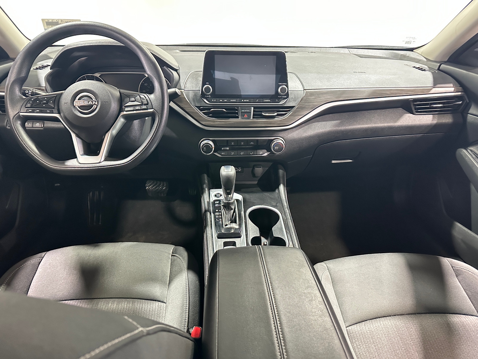 Thumbnail: 2023 Nissan Altima - 3