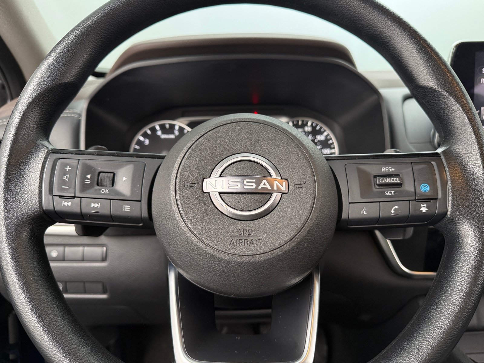 Thumbnail: 2023 Nissan Rogue - 5