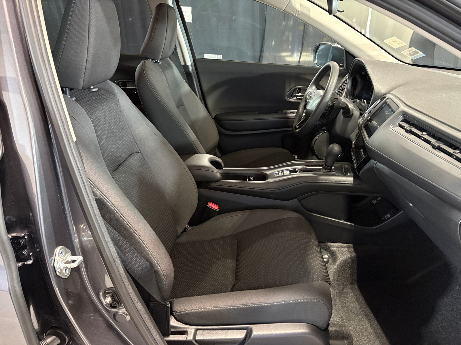 Thumbnail: 2020 Honda HR-V - 2