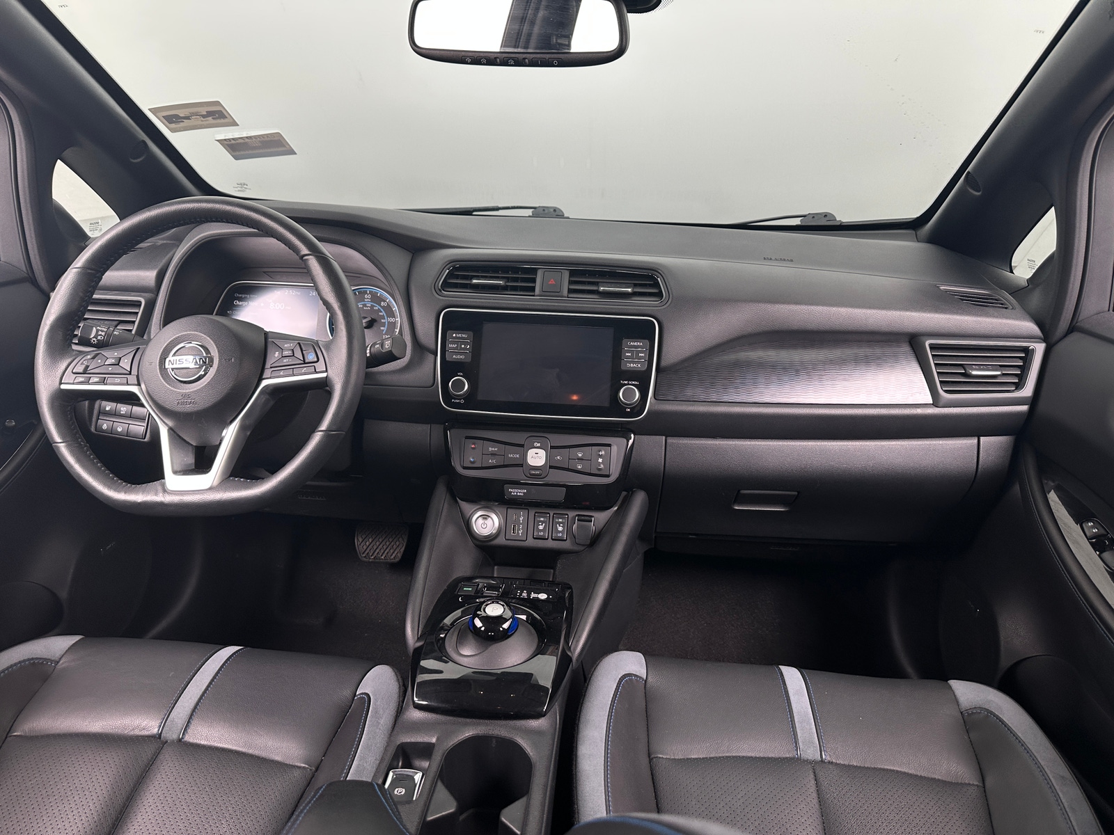 Thumbnail: 2020 Nissan Leaf - 2