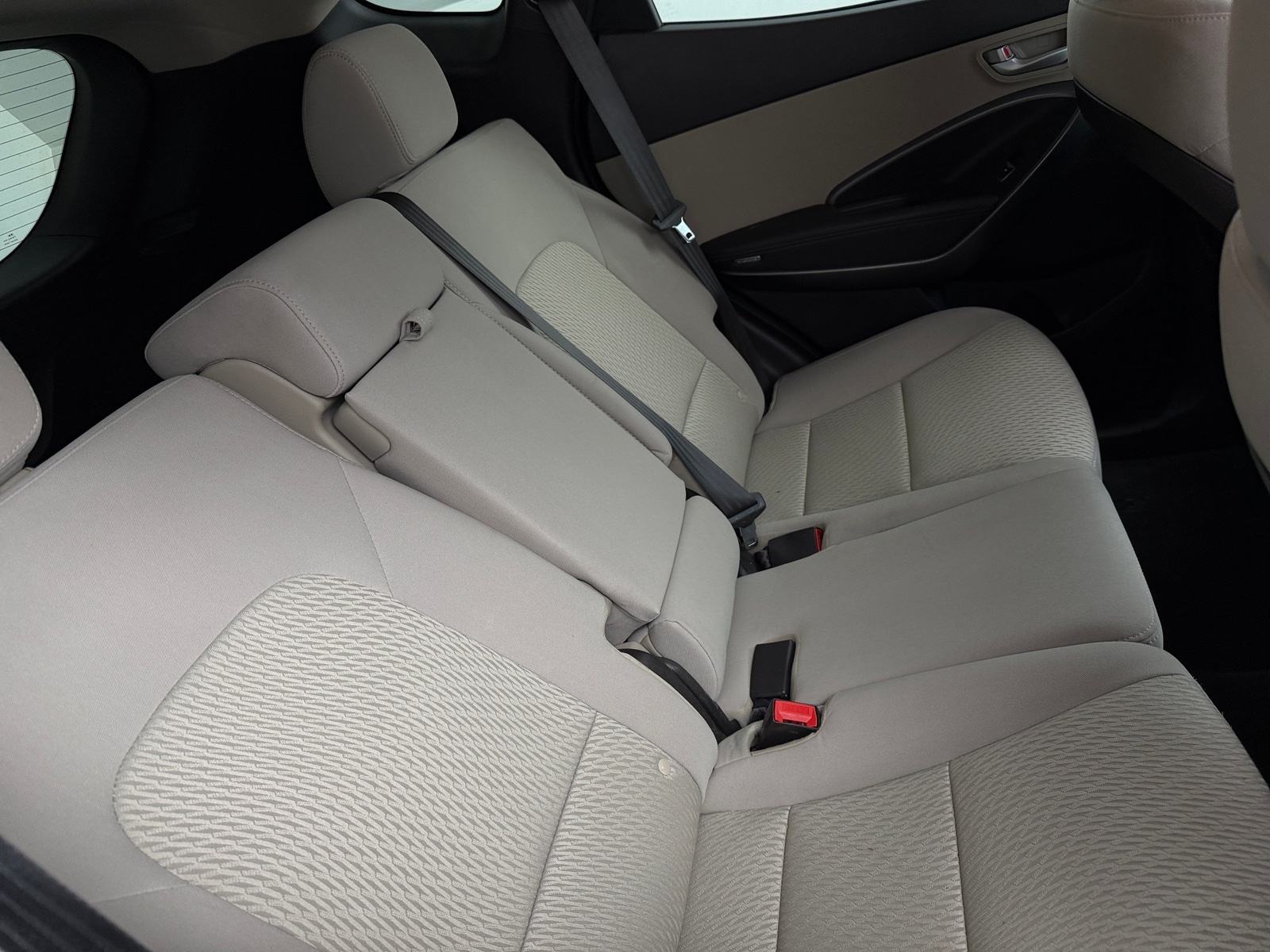 Thumbnail: 2017 Hyundai Santa Fe - 6