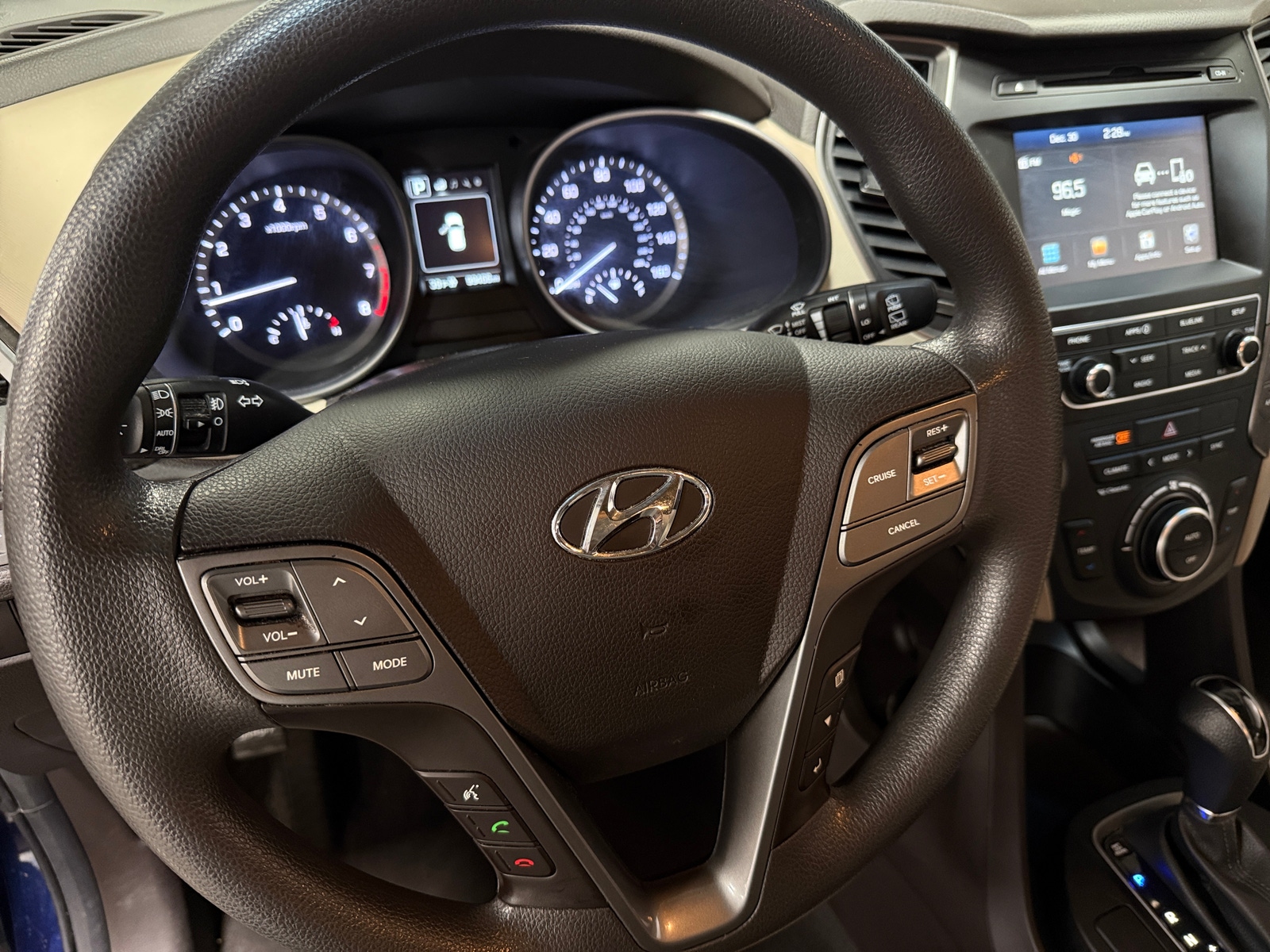 Thumbnail: 2017 Hyundai Santa Fe - 5