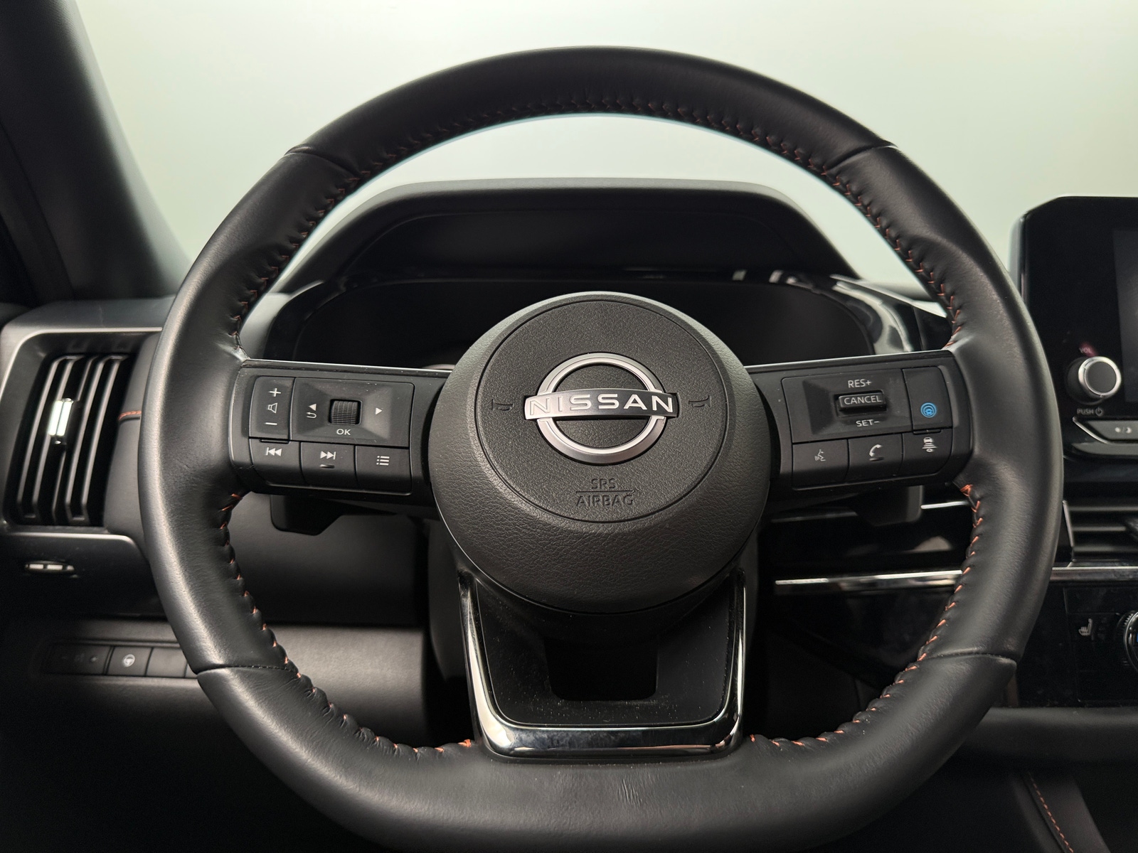 Thumbnail: 2024 Nissan Pathfinder - 4