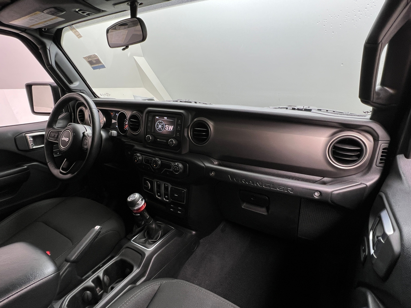 Thumbnail: 2020 Jeep Wrangler - 3