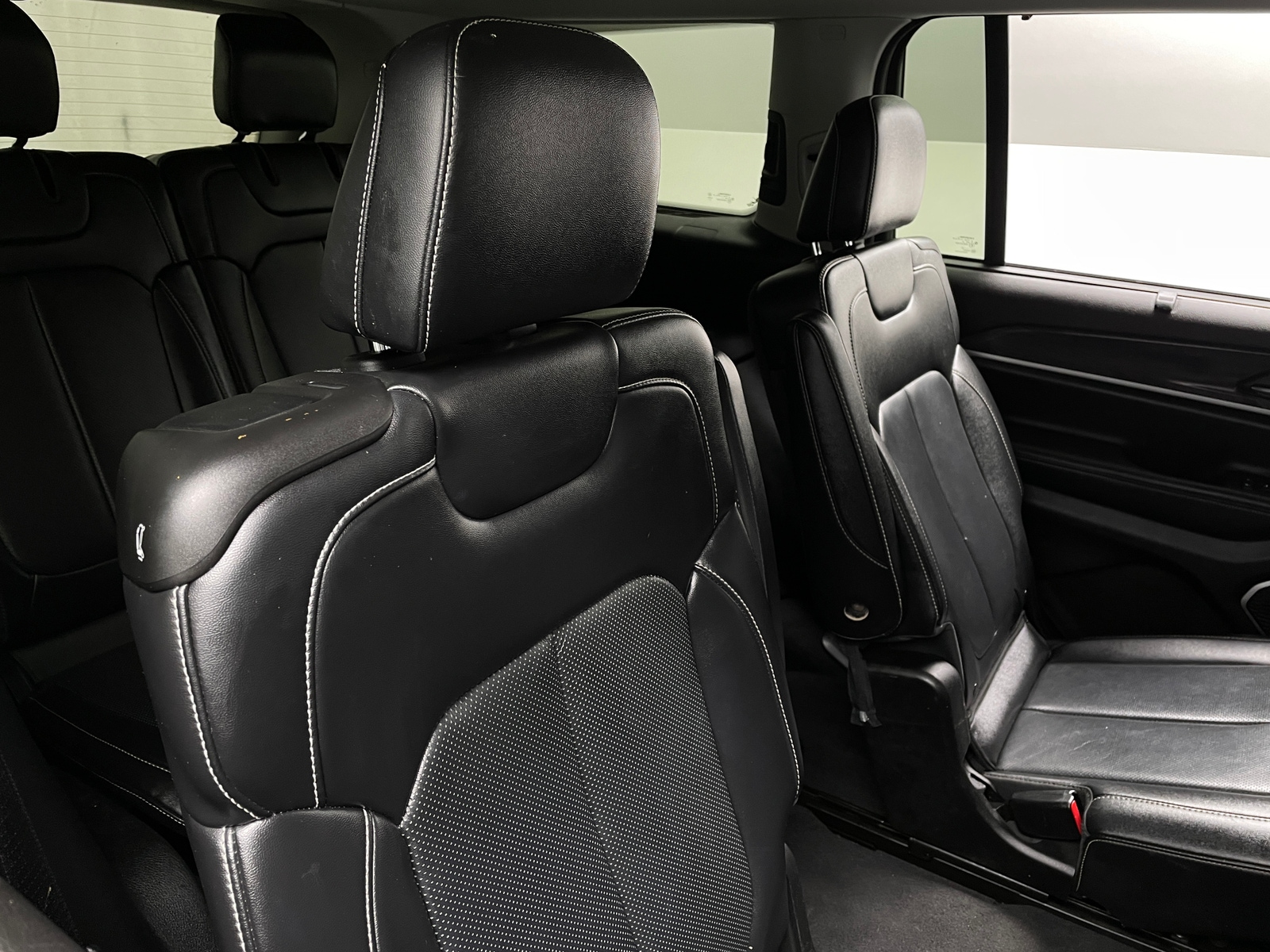 Thumbnail: 2022 Jeep Grand Cherokee L - 5