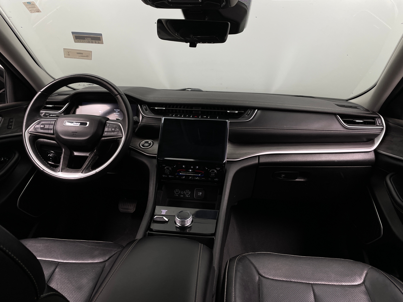 Thumbnail: 2022 Jeep Grand Cherokee L - 2