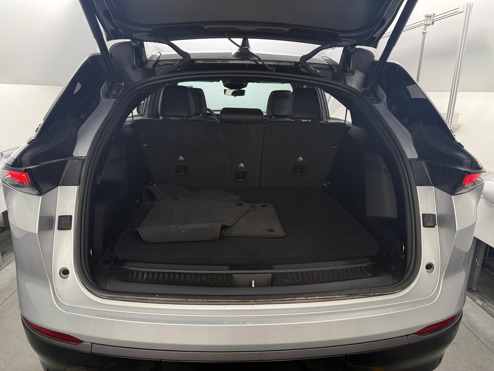 Thumbnail: 2024 Jeep Wagoneer S - 6