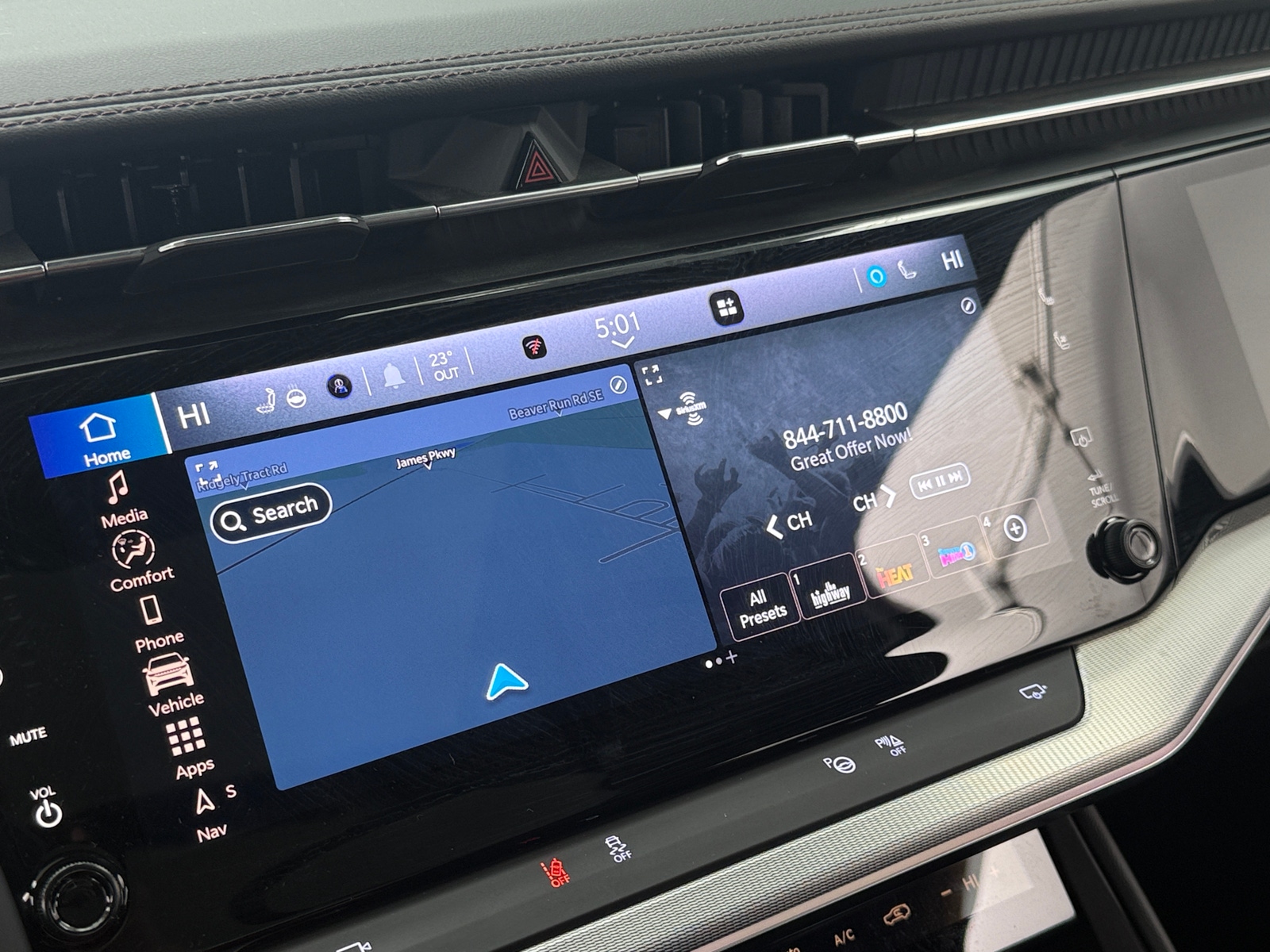 Thumbnail: 2024 Jeep Wagoneer S - 3