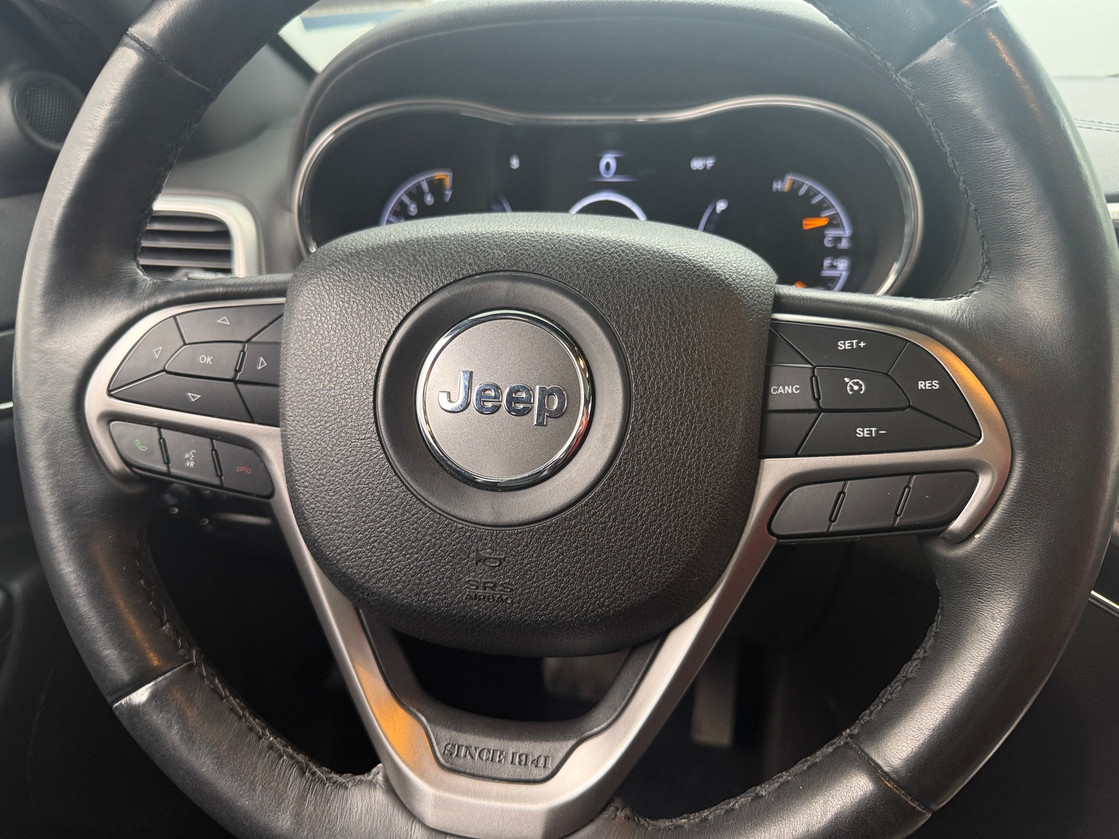 Thumbnail: 2018 Jeep Grand Cherokee - 4