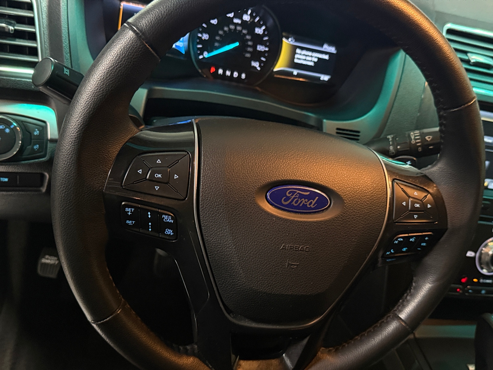 Thumbnail: 2016 Ford Explorer - 4