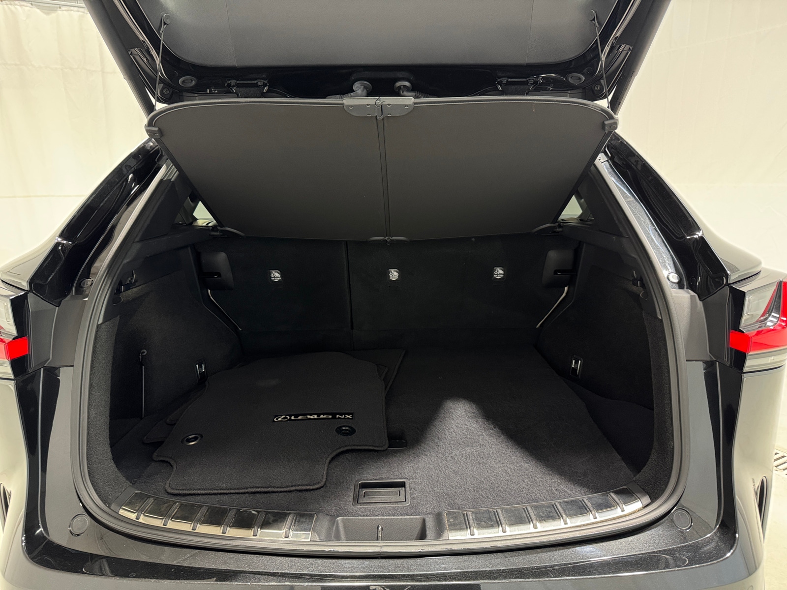 Thumbnail: 2022 Lexus NX - 7