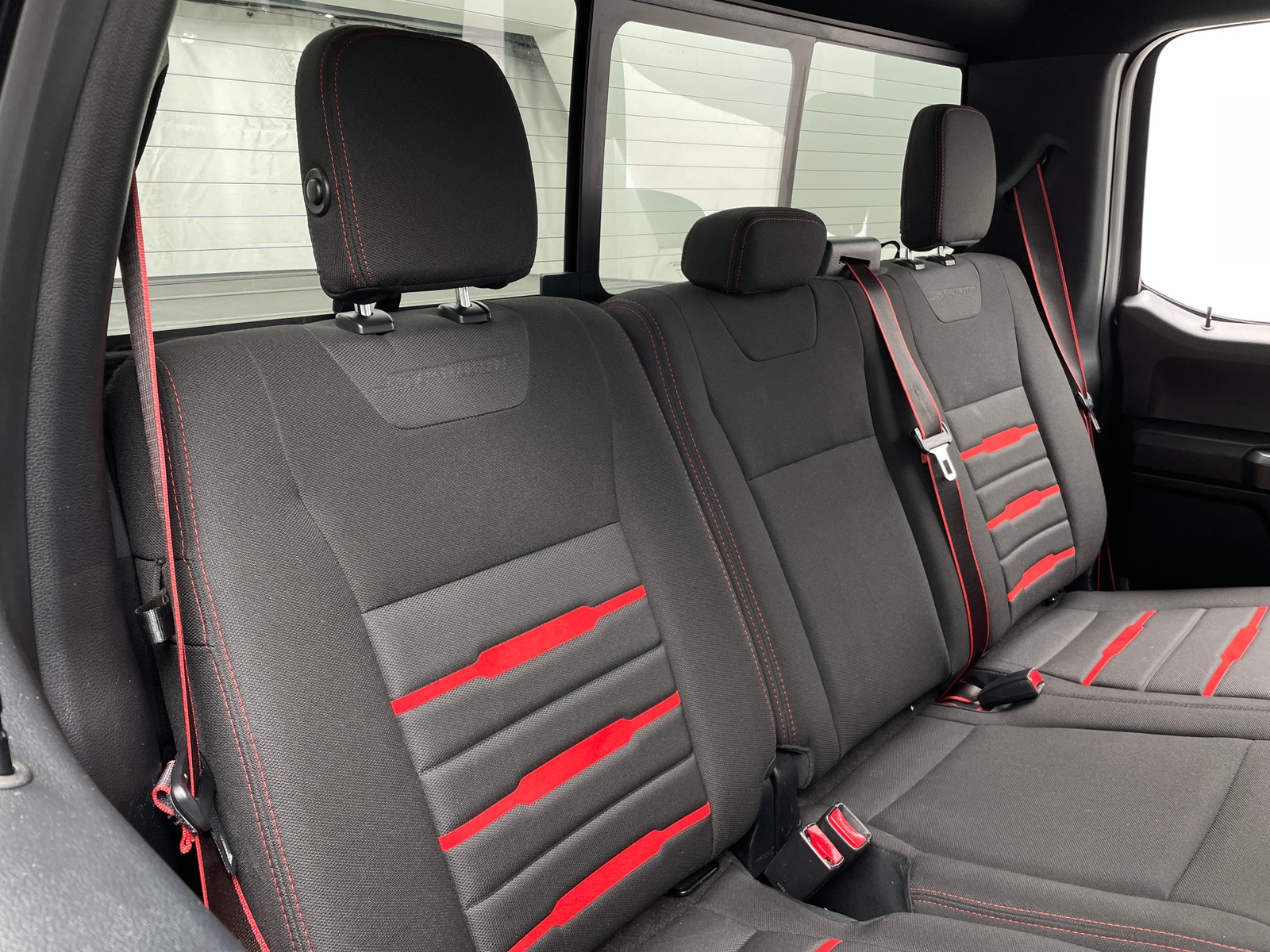 Thumbnail: 2017 Ford Econoline - 6