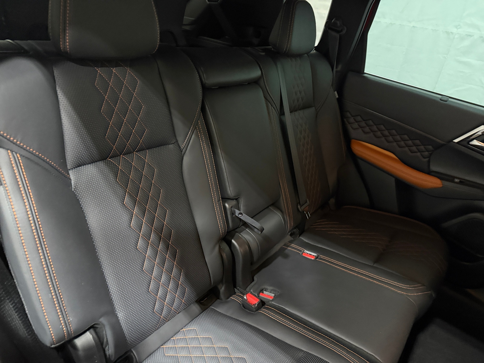 Thumbnail: 2023 Mitsubishi Outlander - 5