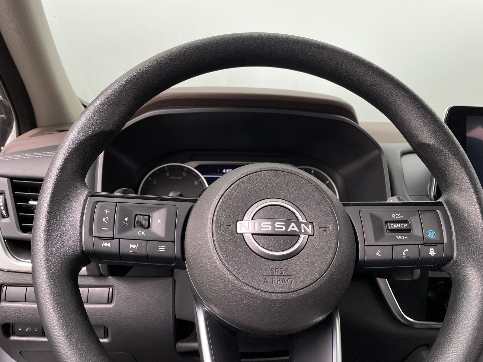 Thumbnail: 2023 Nissan Rogue - 5