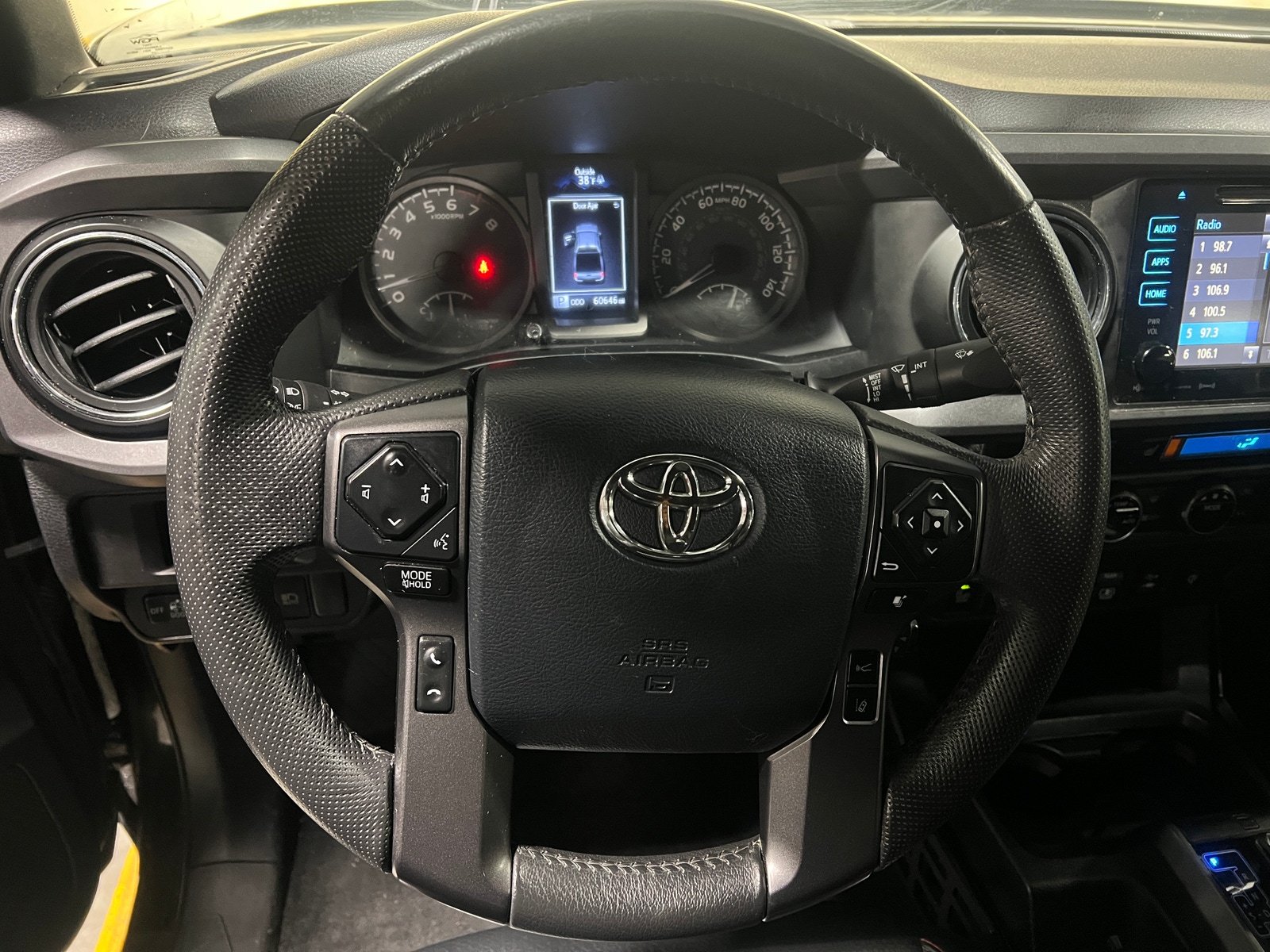 Thumbnail: 2018 Toyota Tacoma - 5