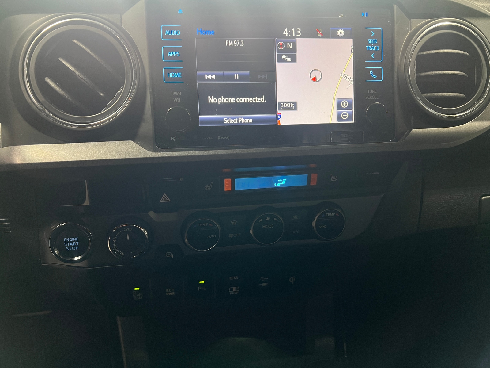 Thumbnail: 2018 Toyota Tacoma - 4