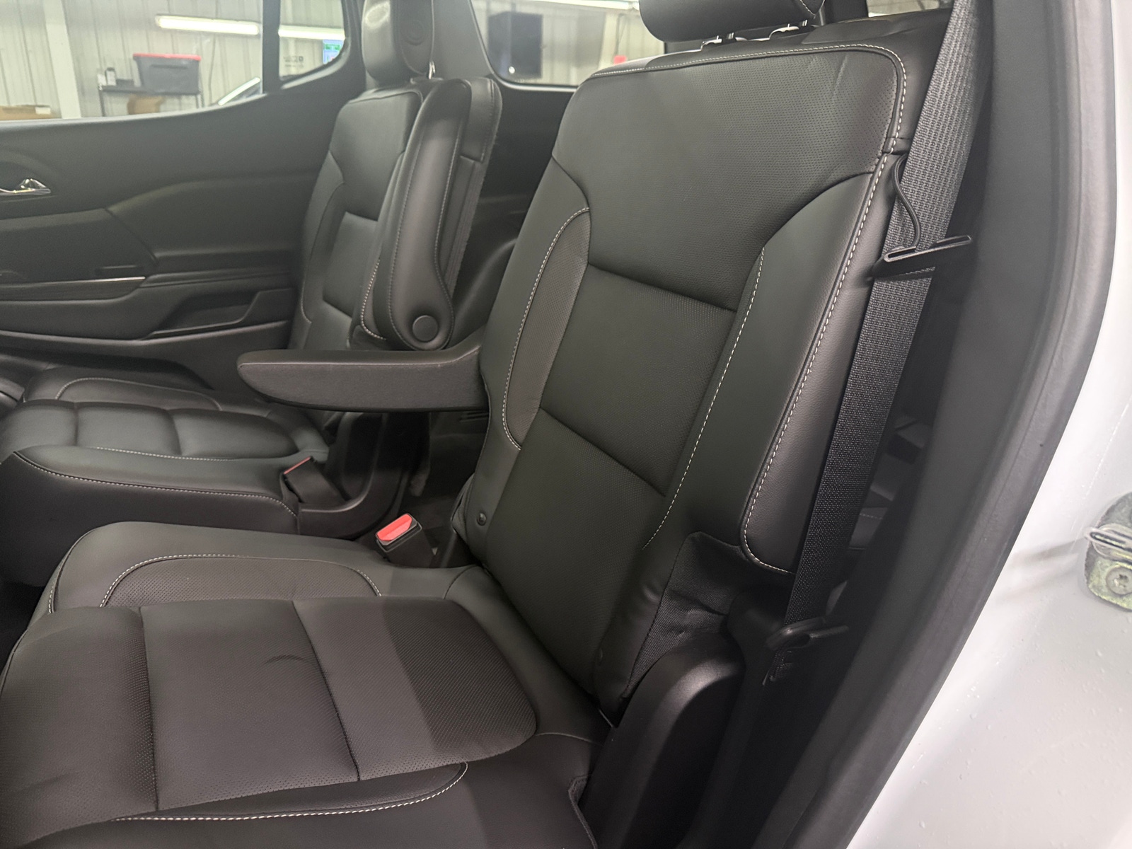 Thumbnail: 2017 GMC Acadia - 5