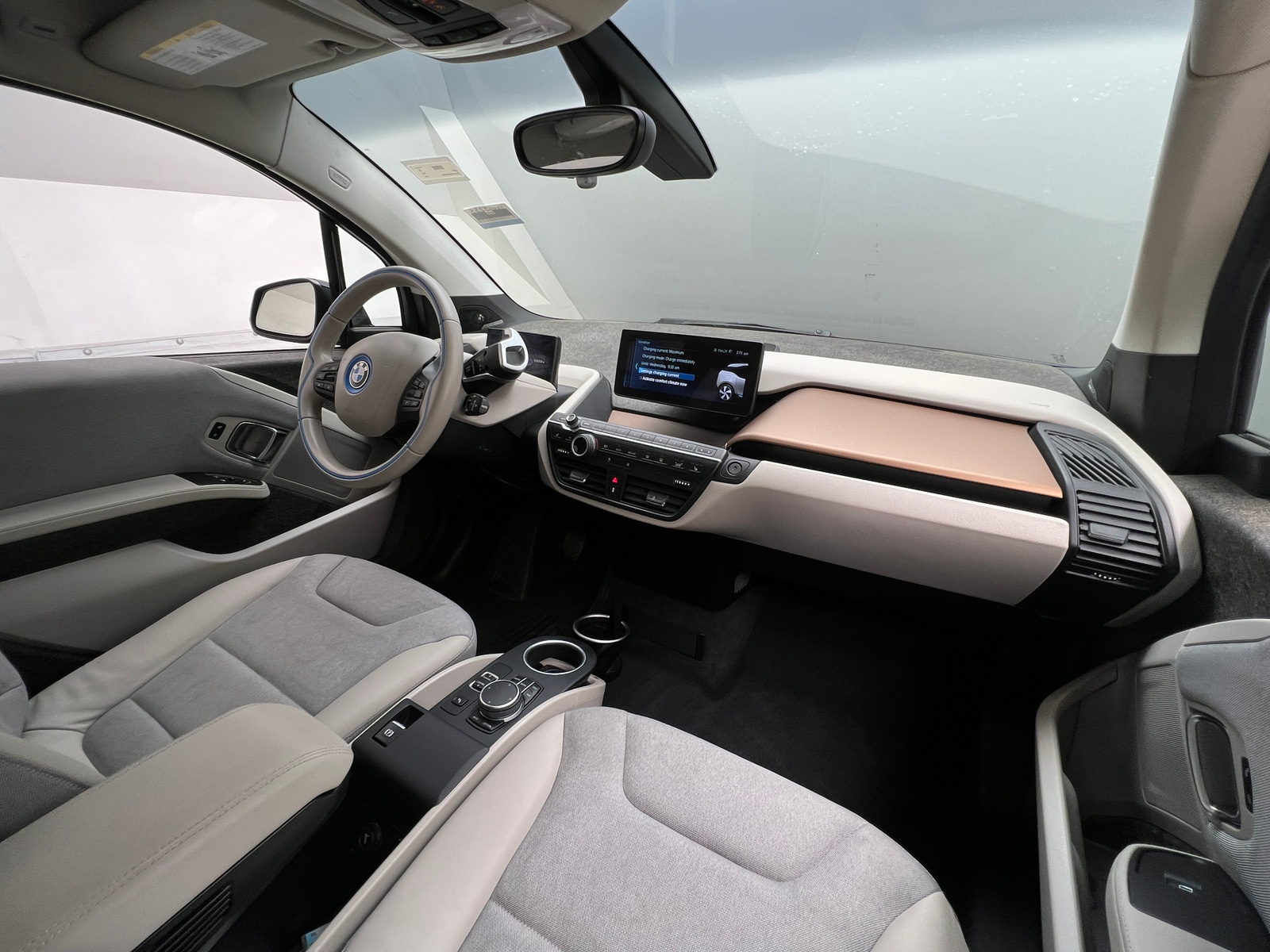 Thumbnail: 2021 BMW i3 - 3