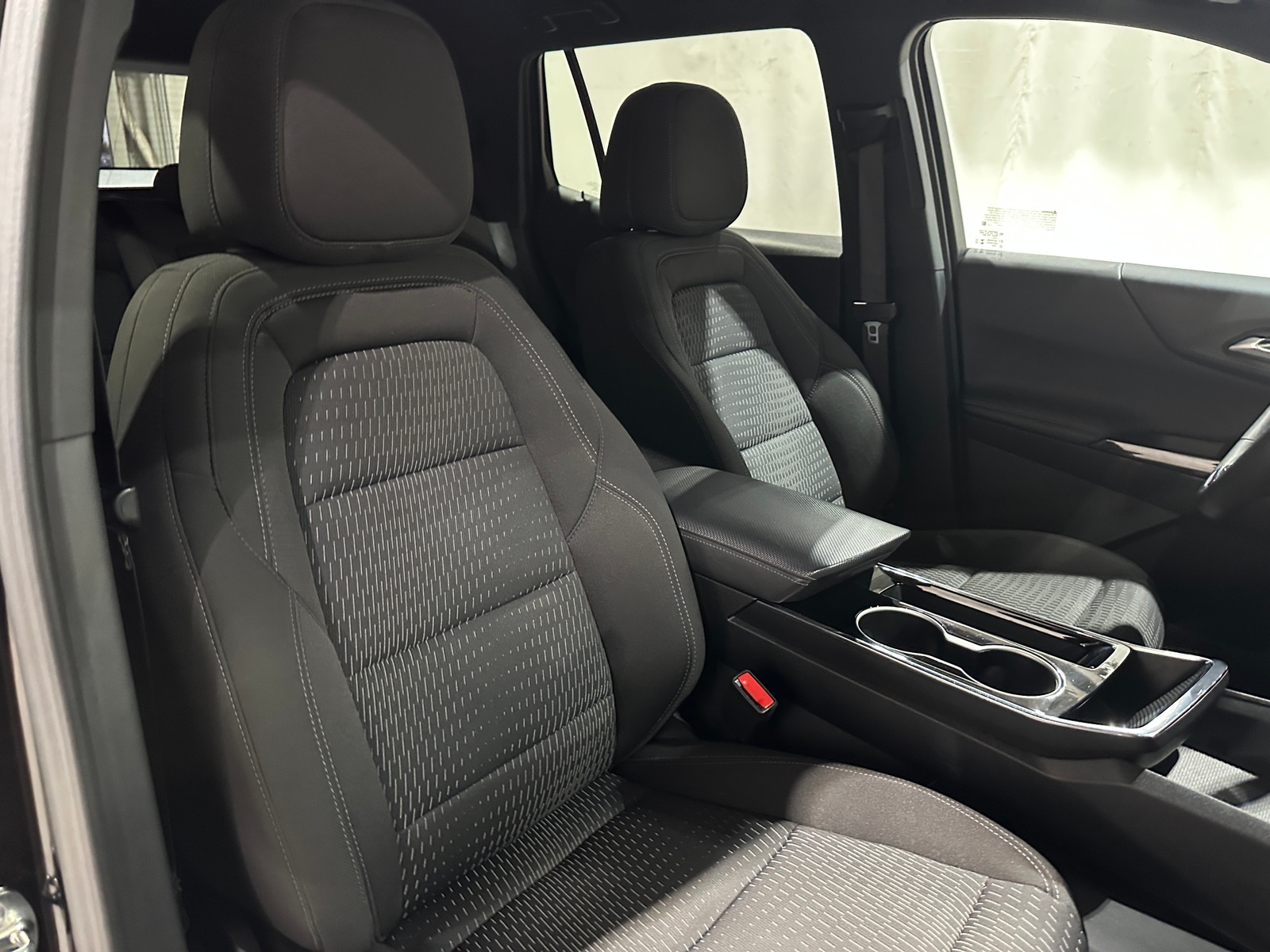 Thumbnail: 2025 Chevrolet Equinox - 2