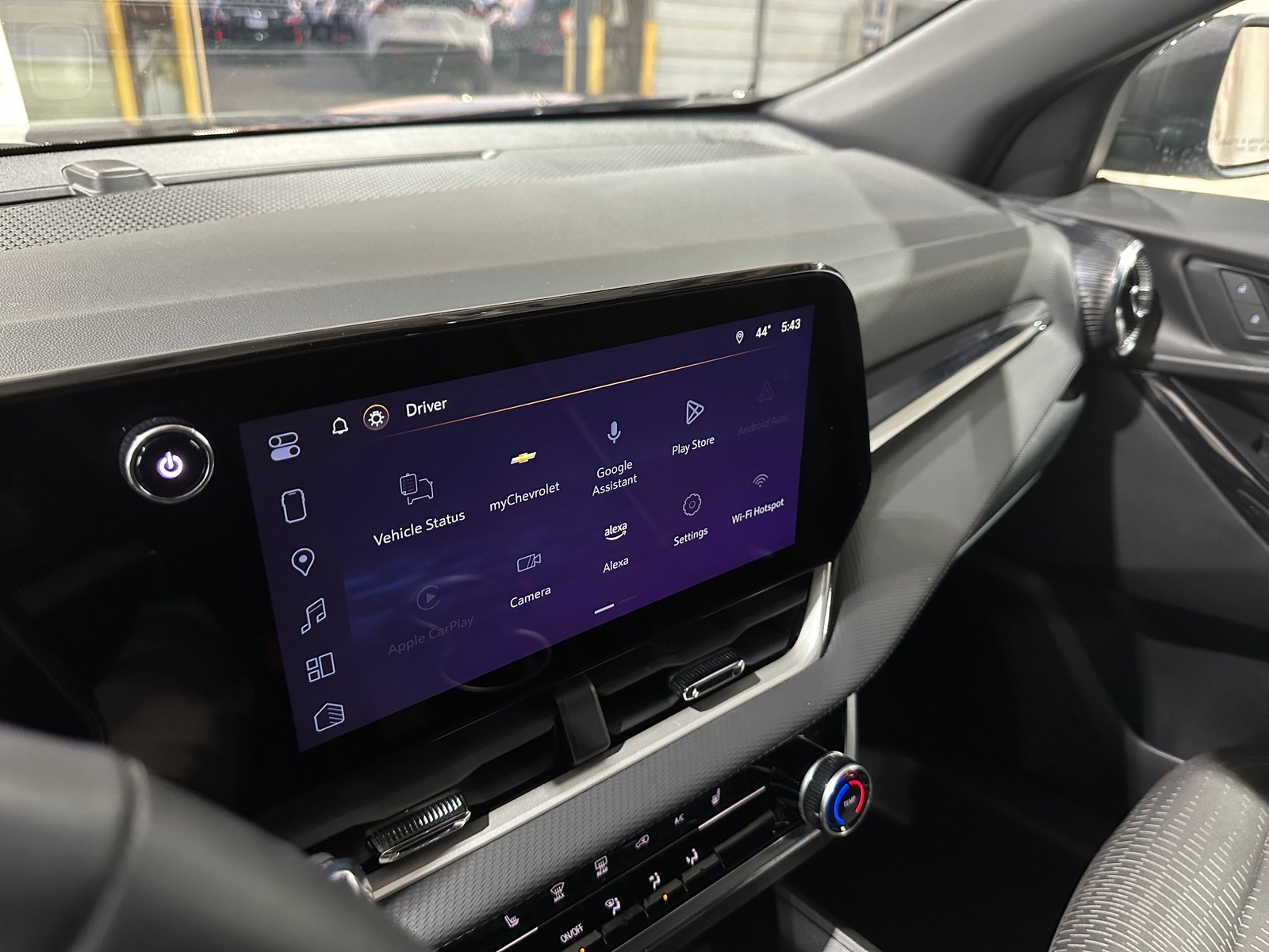 Thumbnail: 2025 Chevrolet Equinox - 4