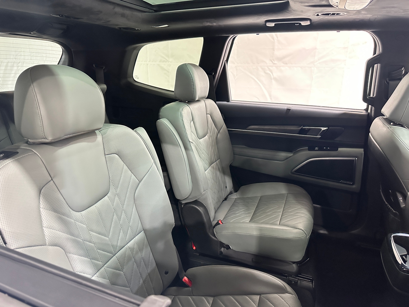 Thumbnail: 2023 Kia Telluride - 5