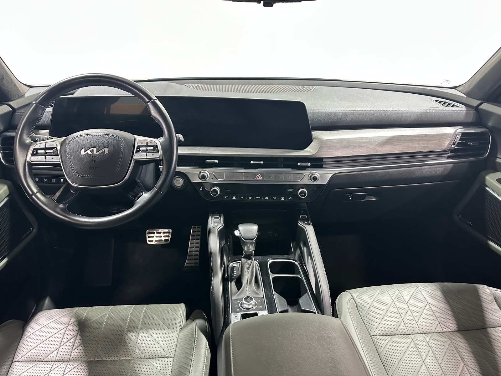 Thumbnail: 2023 Kia Telluride - 2