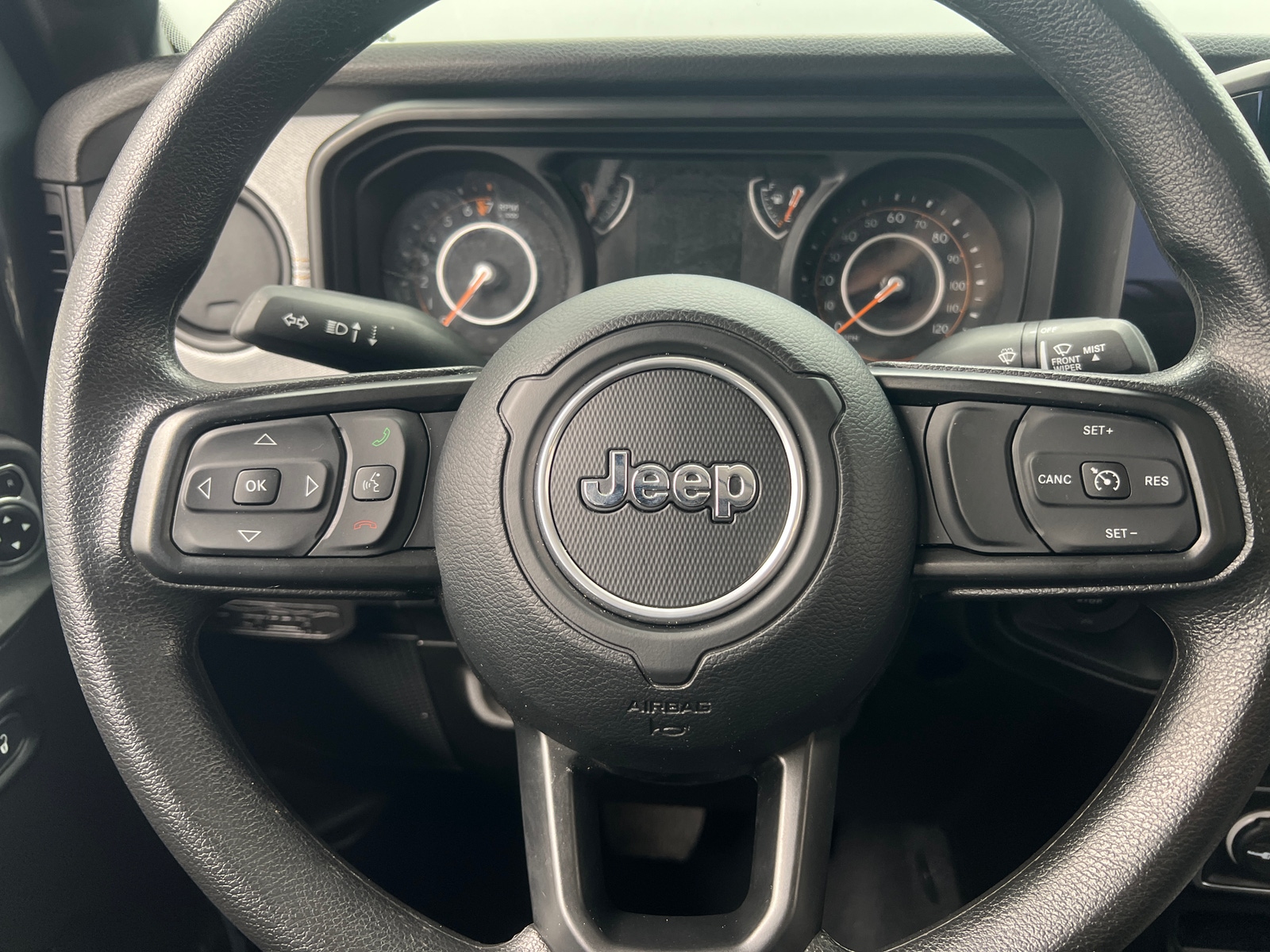 Thumbnail: 2025 Jeep Gladiator - 5