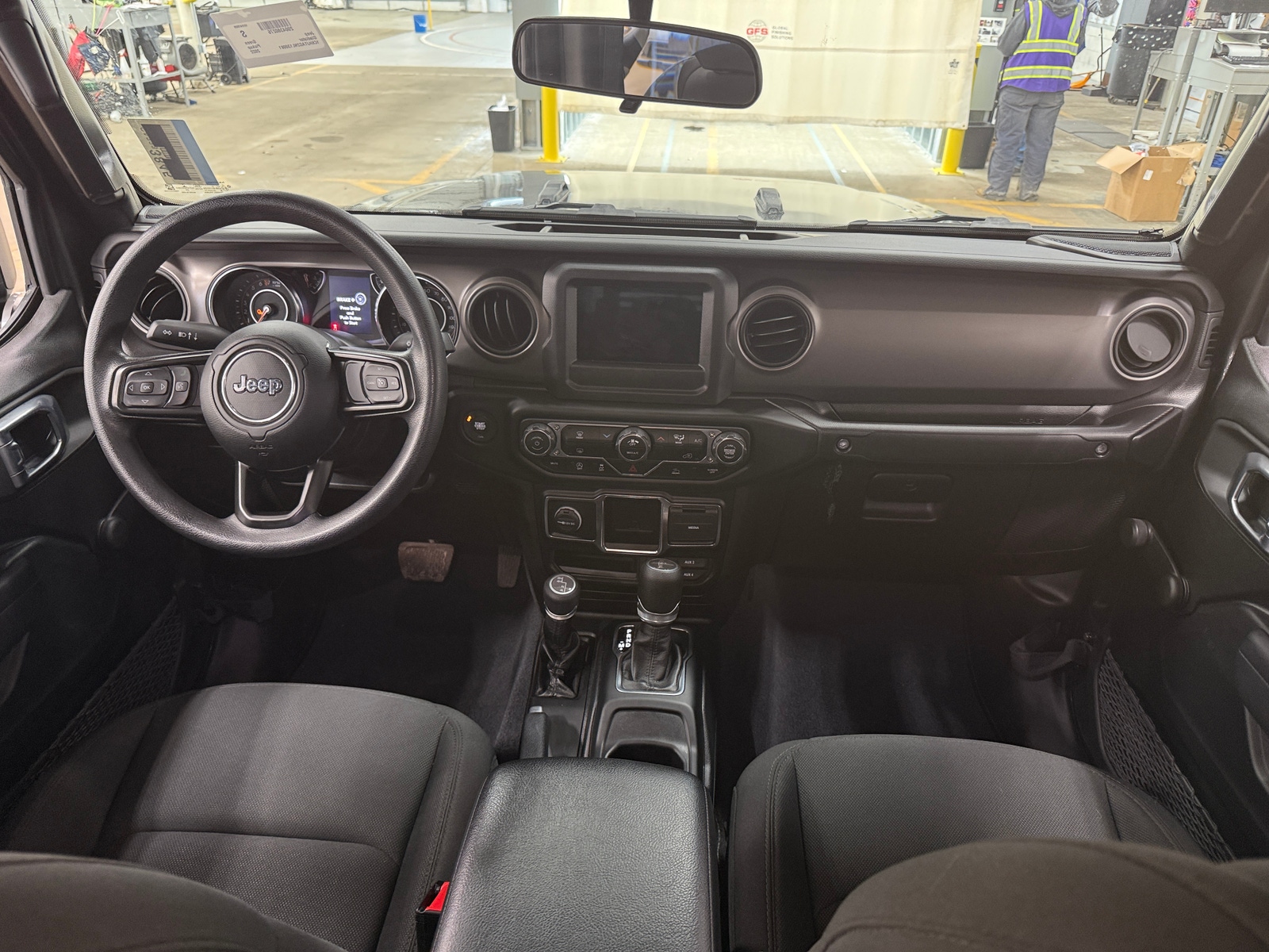 Thumbnail: 2022 Jeep Gladiator - 3