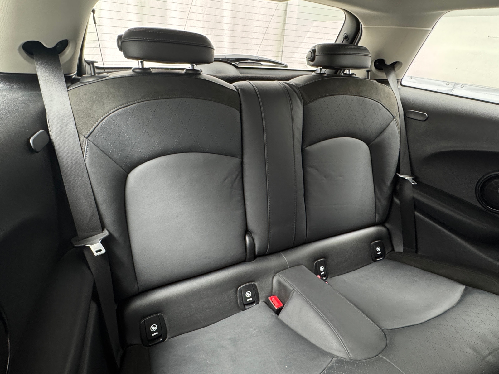 Thumbnail: 2021 MINI Cooper Hardtop - 5